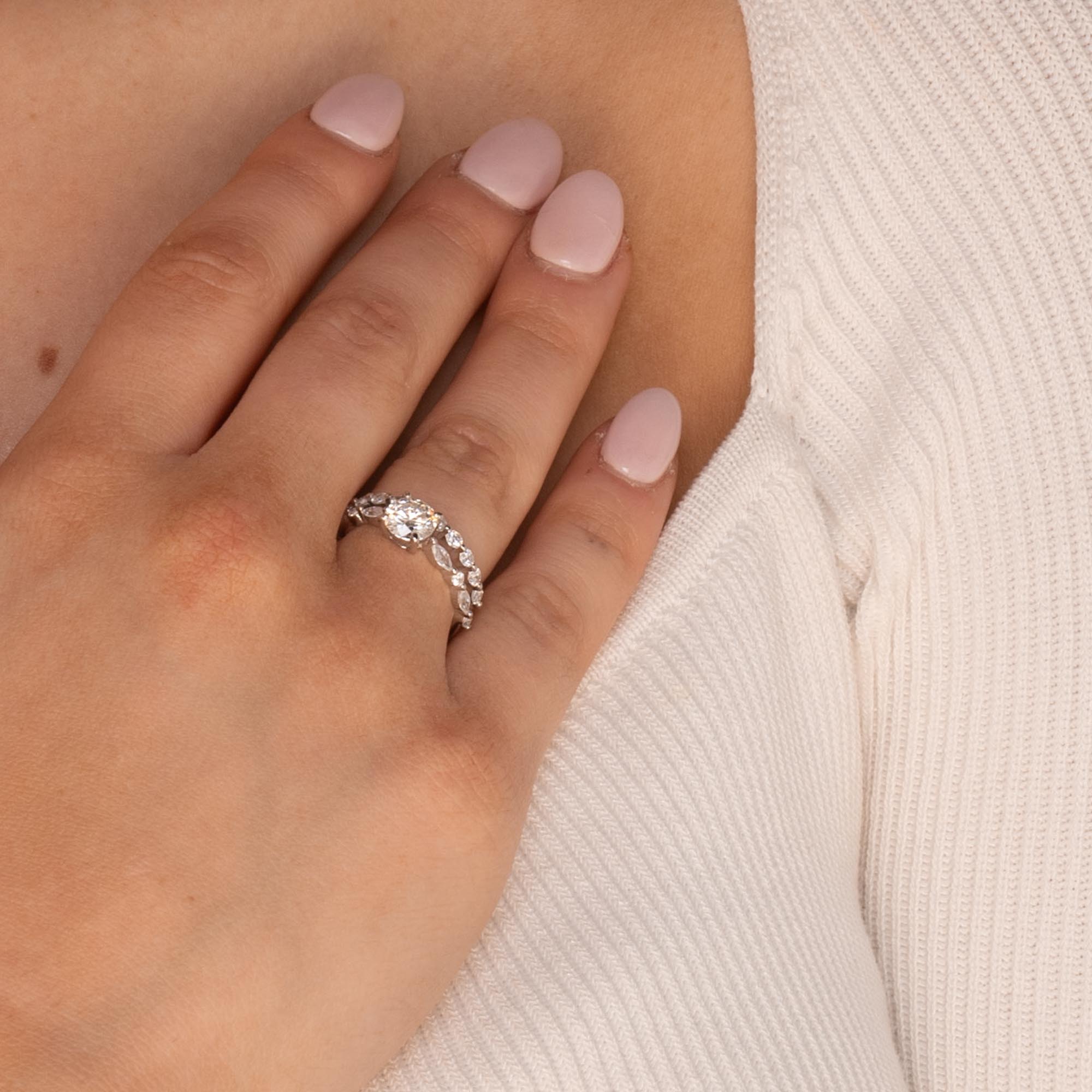 1 ct The Evelyn Moissanite Diamond Engagement Ring - Camile & Stone