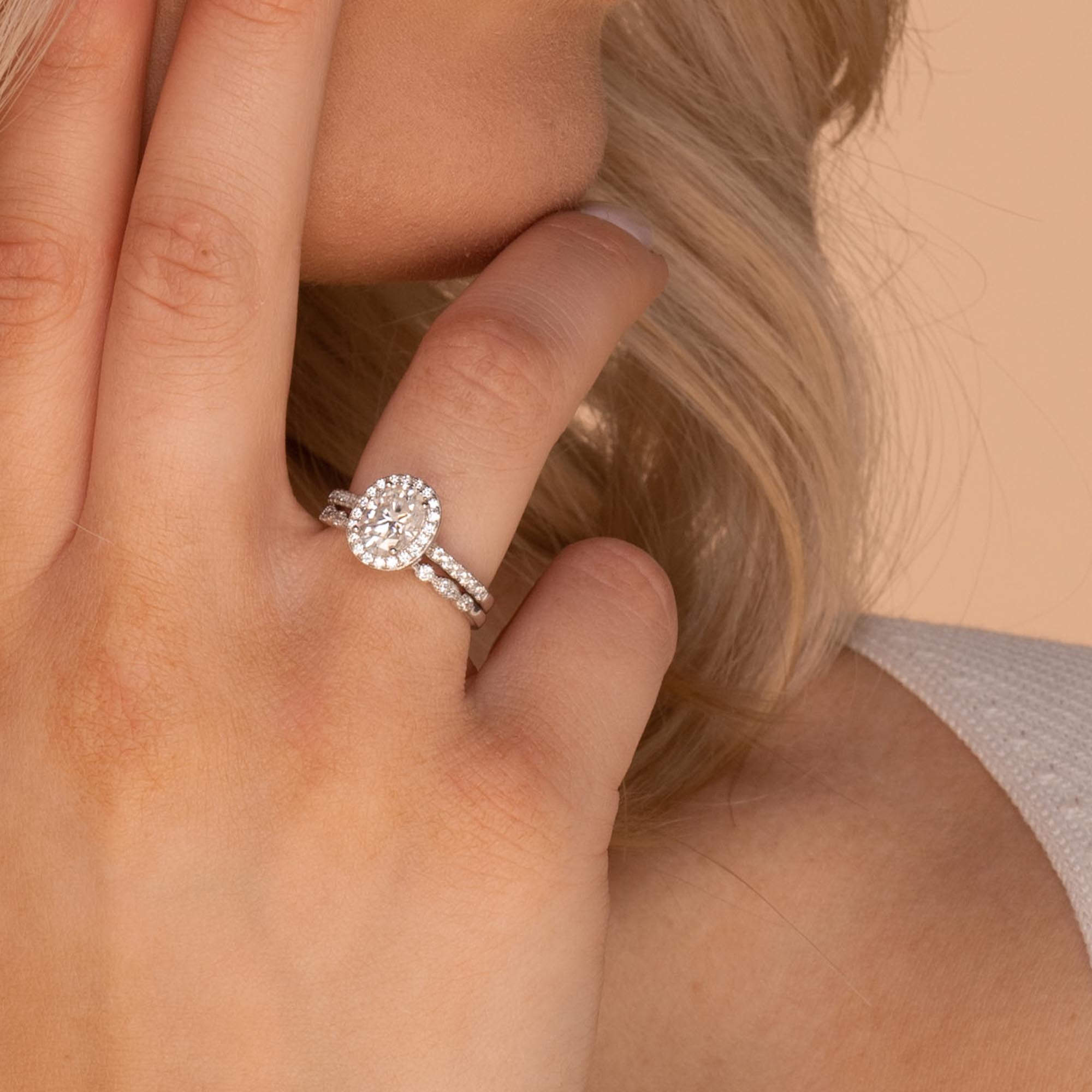 1.5 ct The Roxy Moissanite Diamond Ring - Camile & Stone