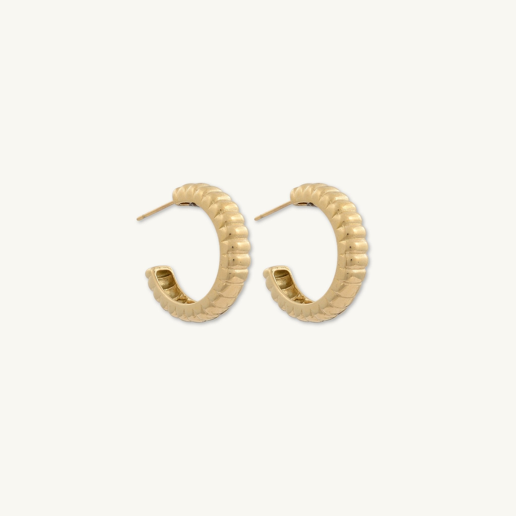 Amari Ridges Statement Hoop Earrings - Camile & Stone