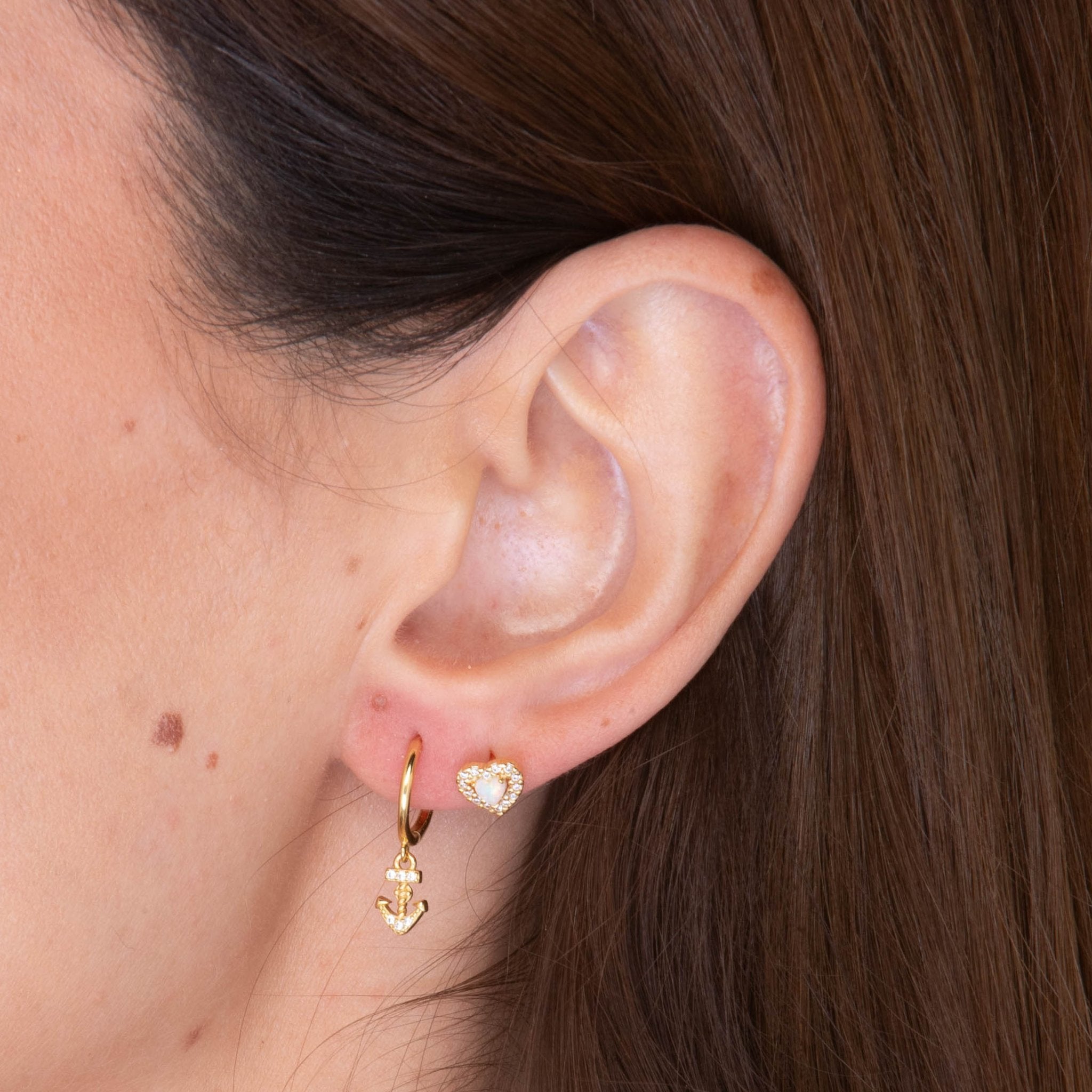 Anchor Sapphire Huggie Earrings - Camile & Stone