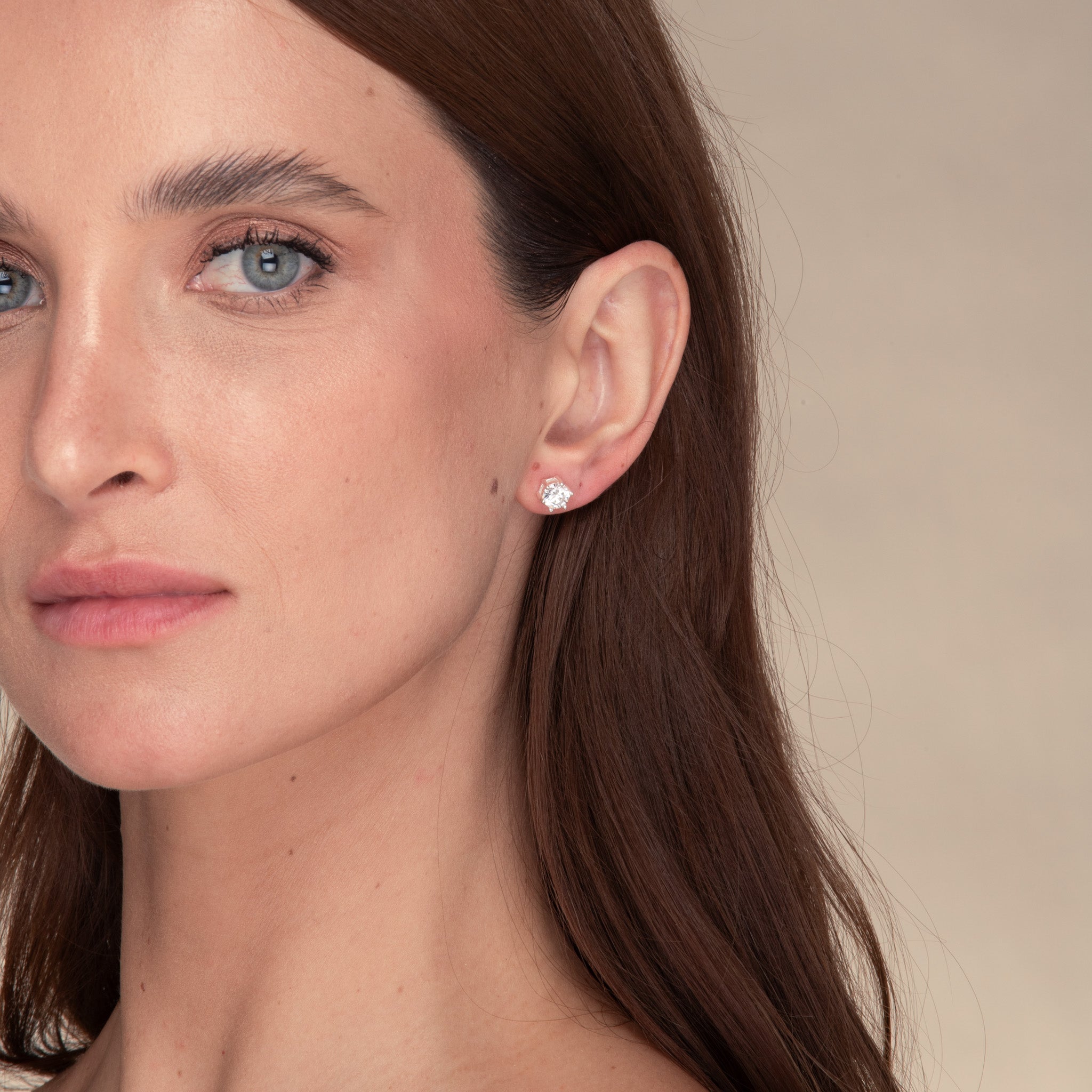 Classic 6 Claw Sapphire Stud Earrings - Camile & Stone