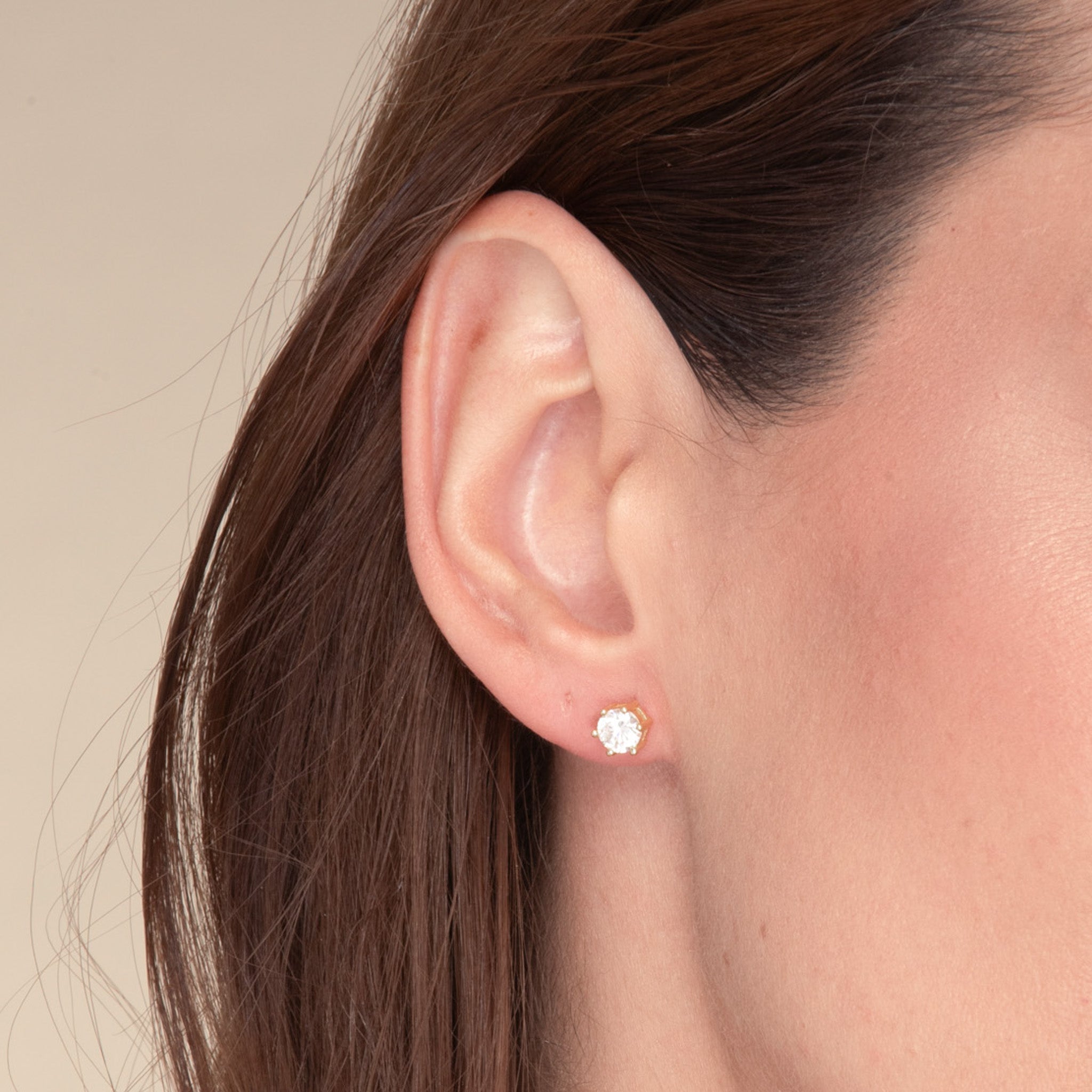 Classic 6 Claw Sapphire Stud Earrings - Camile & Stone