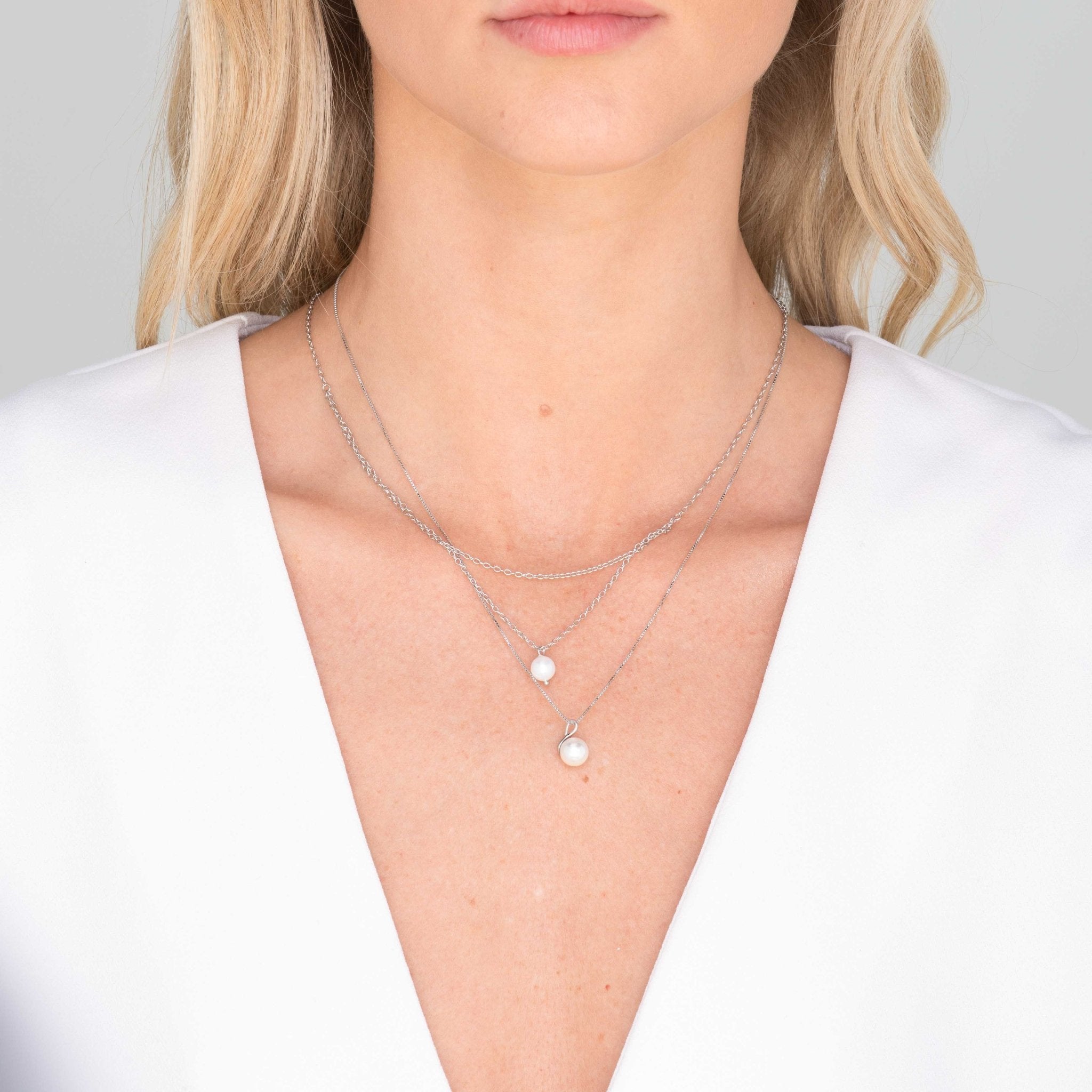 Classic Freshwater Pearl Drop Necklace - Camile & Stone