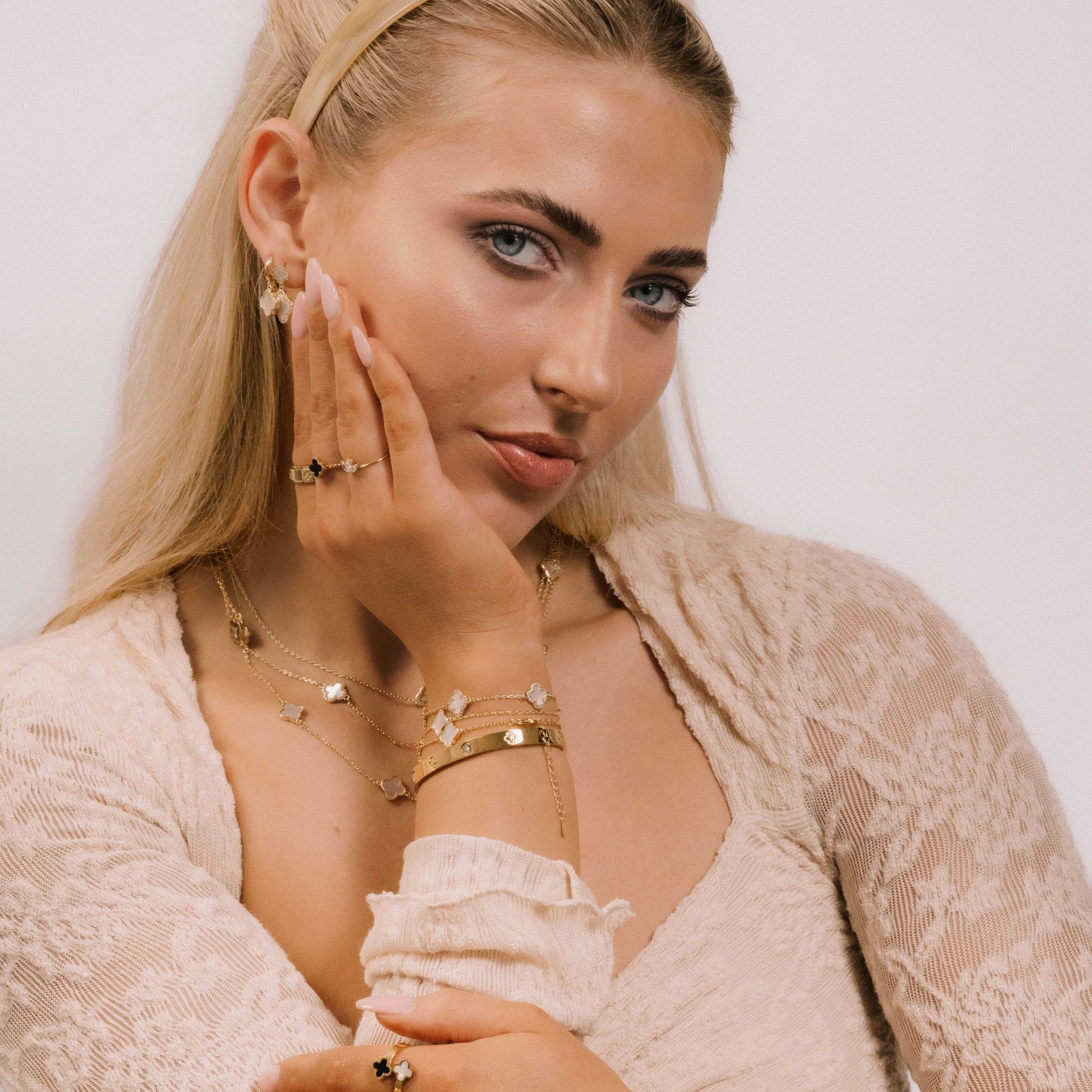 Clover Mother Of Pearl Huggie Earrings - Camile & Stone