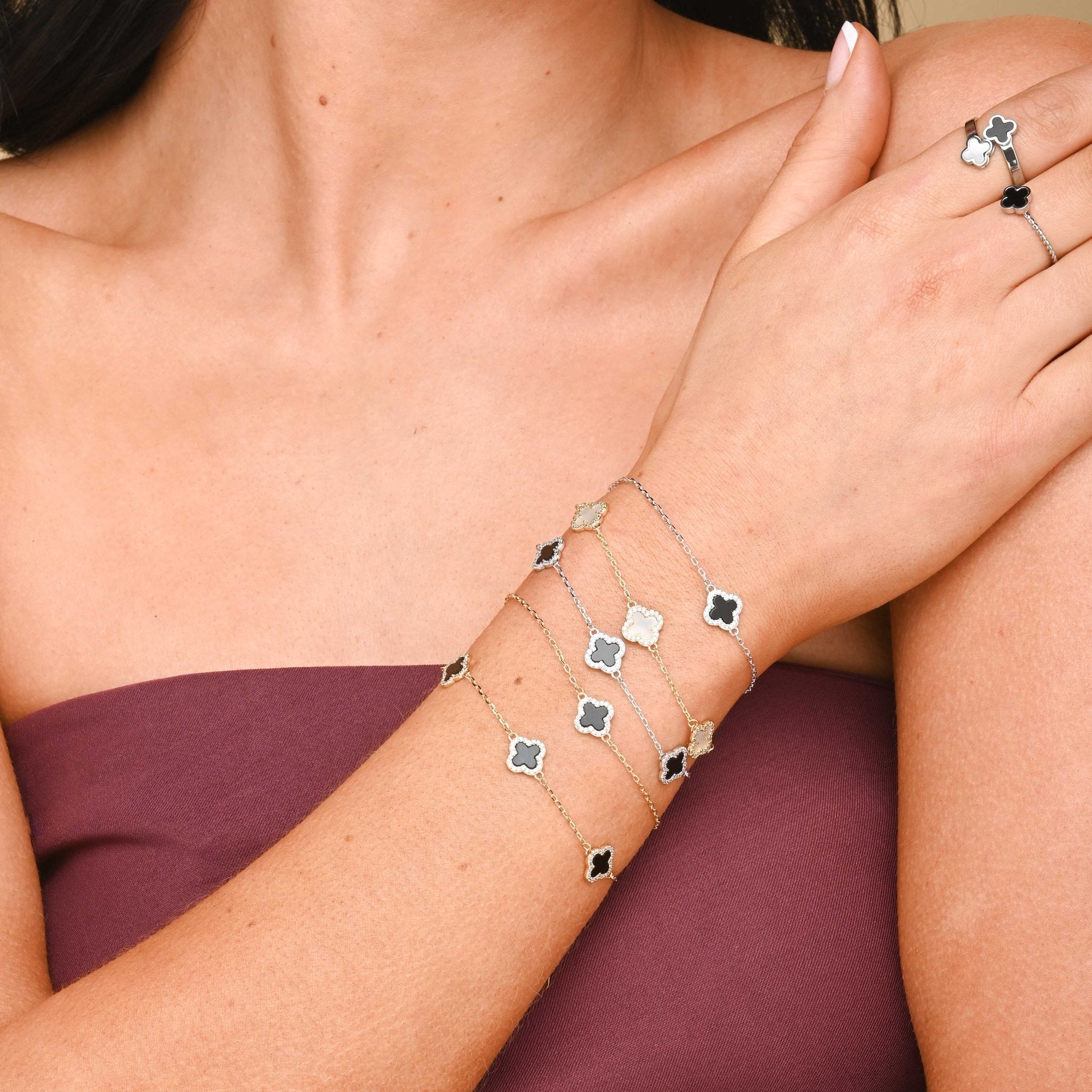 Clover Onyx Black Sapphire Bracelet - Camile & Stone