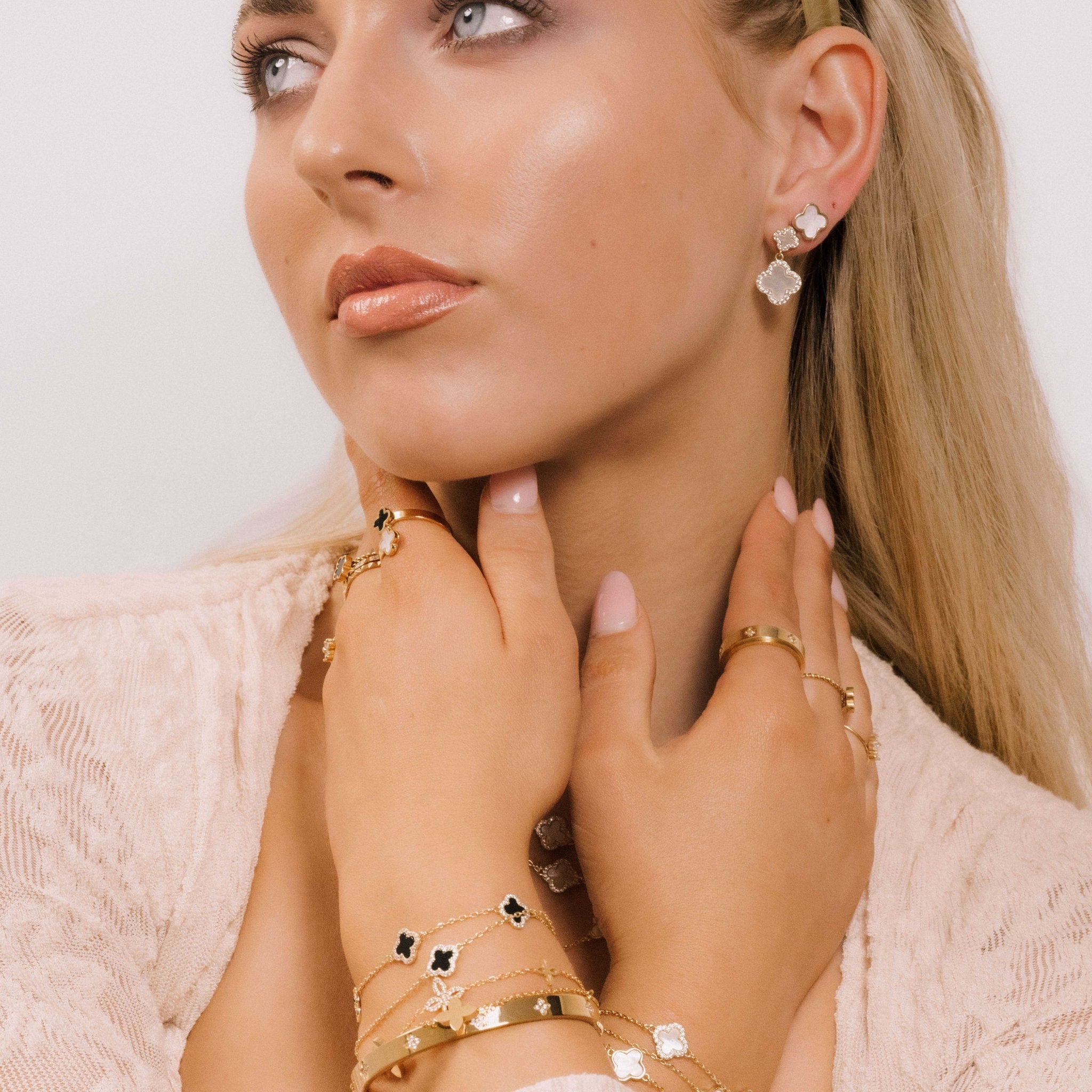 Double Clover MOP Stud Earrings - Camile & Stone