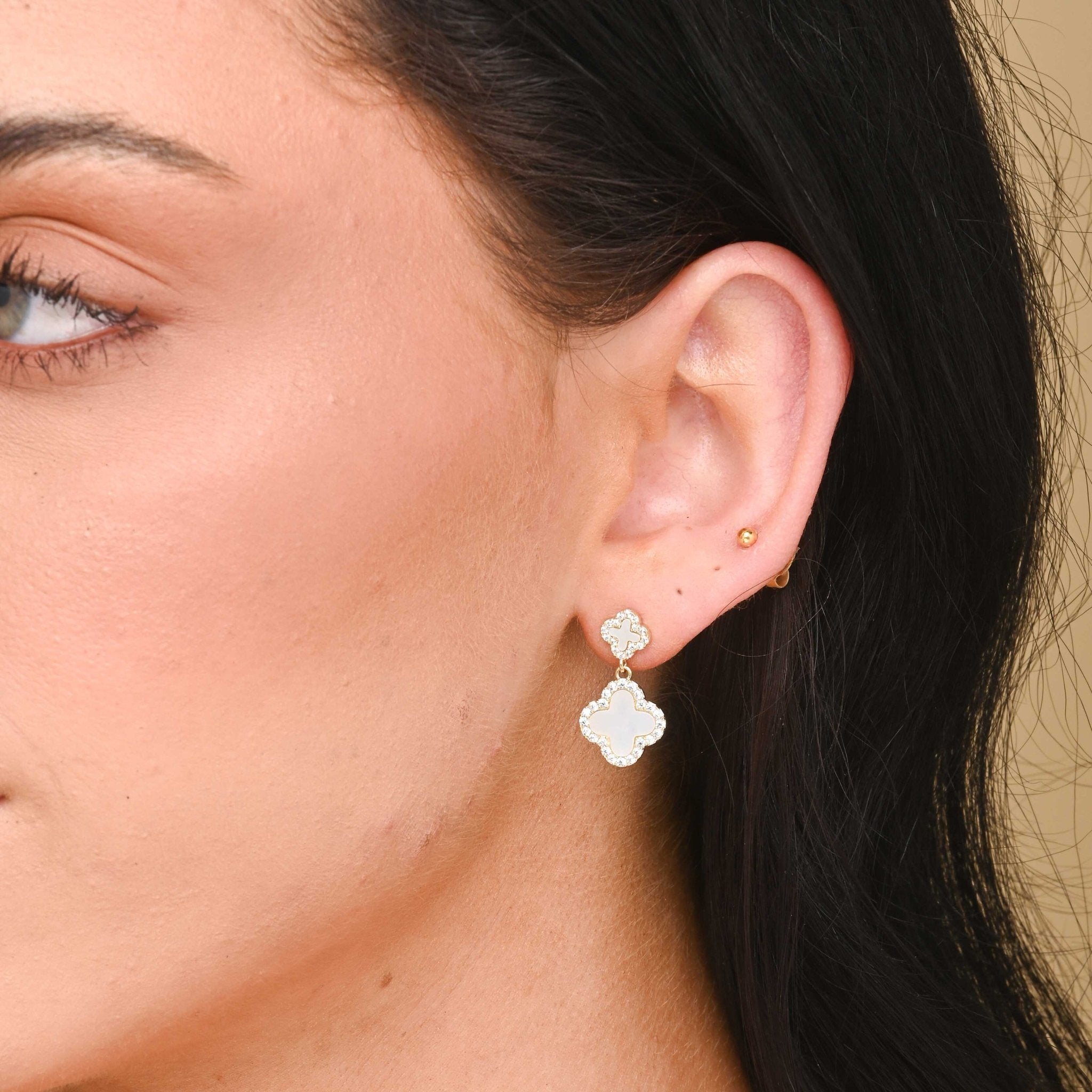 Double Clover MOP Stud Earrings - Camile & Stone