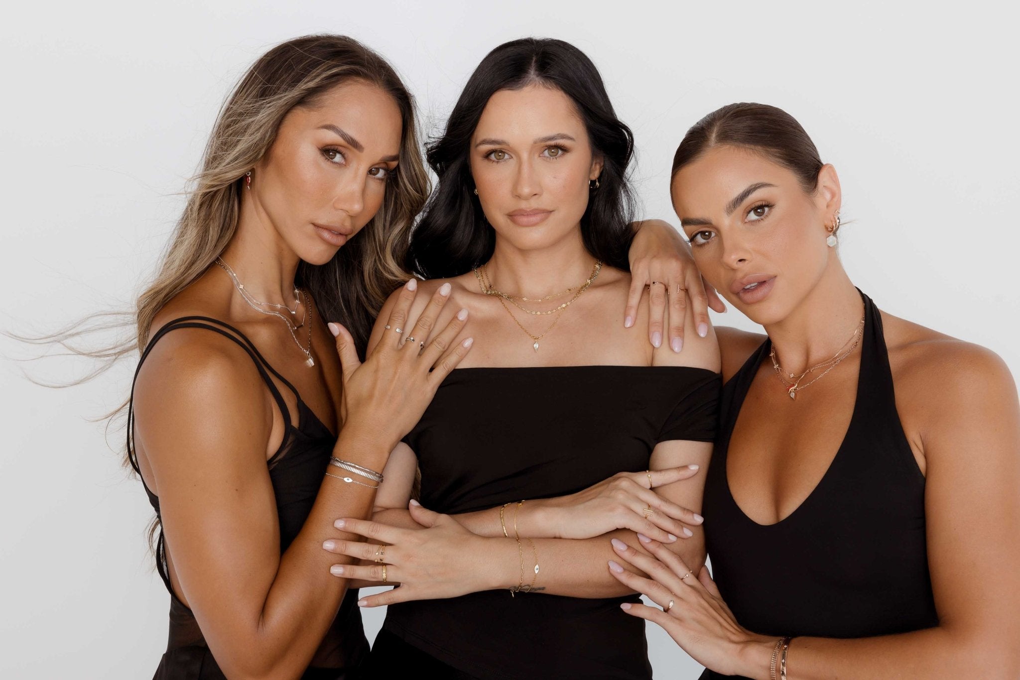 Double Spice Huggie Earrings - Camile & Stone