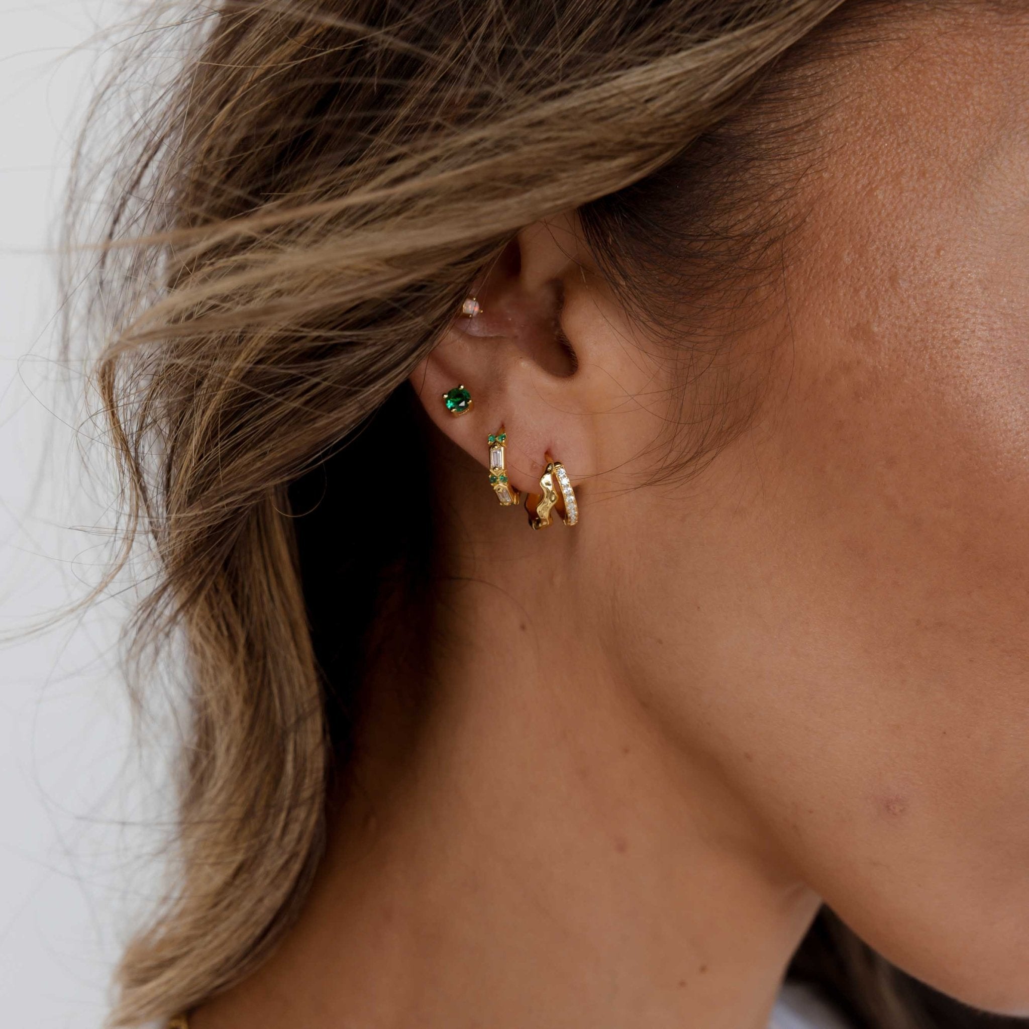 Emerald Zirconia Huggie Earrings - Camile & Stone