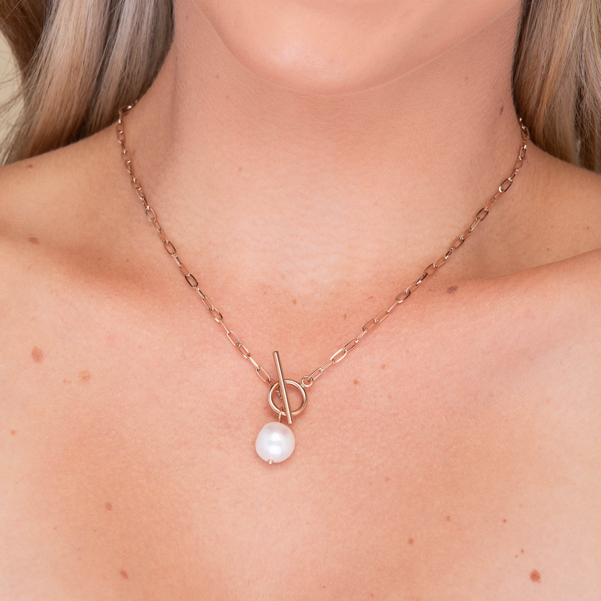 Freshwater Pearl Statement Toggle Necklace - Camile & Stone