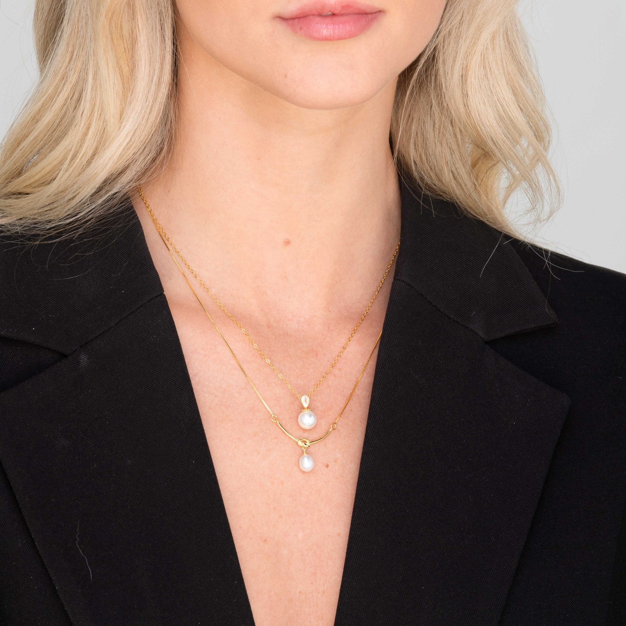 Freshwater Pearl Teardrop Necklace - Camile & Stone