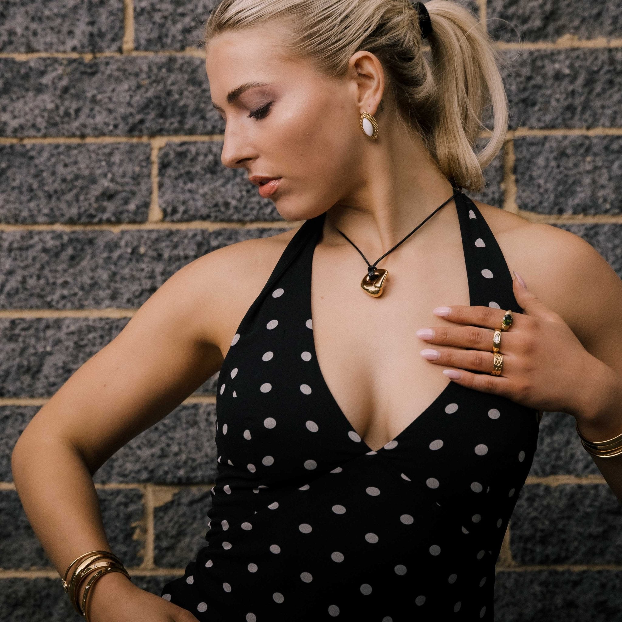 Gia Circle Cord Necklace - Camile & Stone