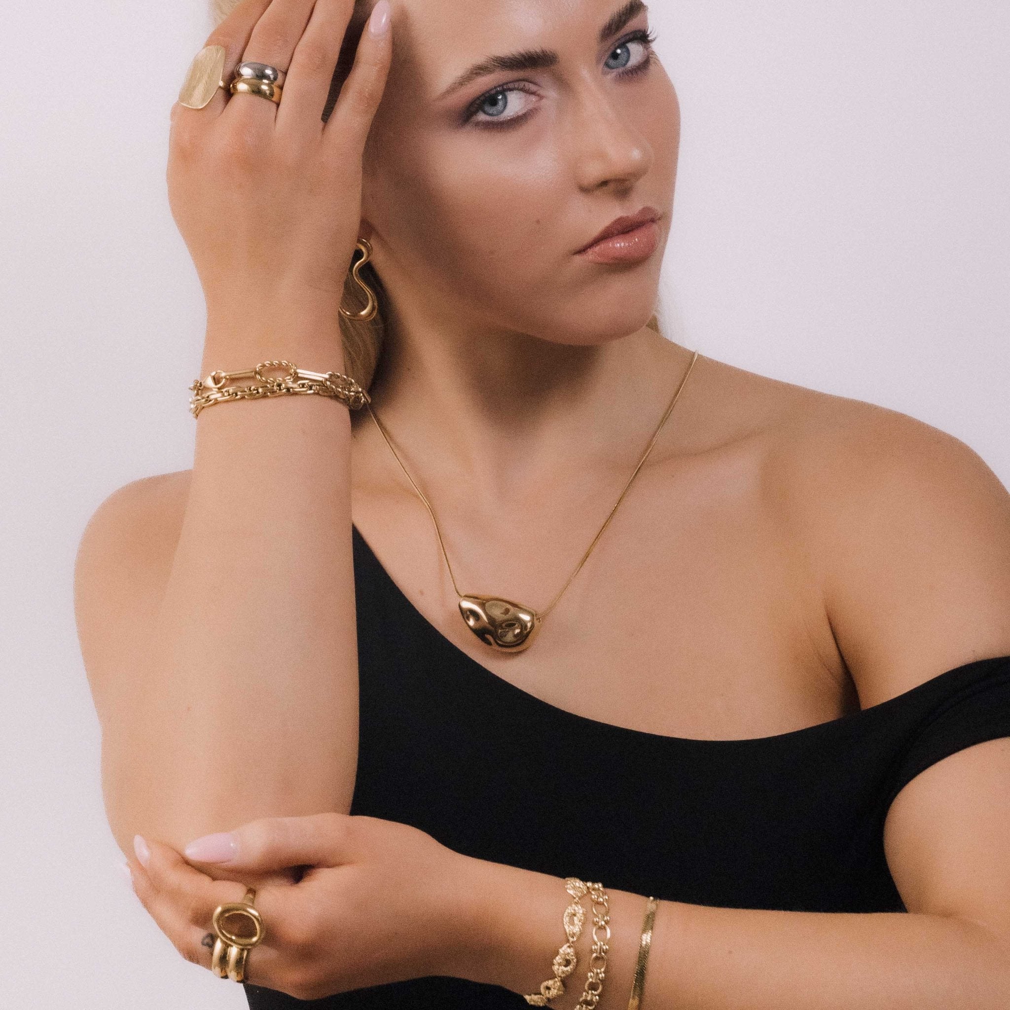 Hailey Molten Pebble Snake Necklace - Camile & Stone