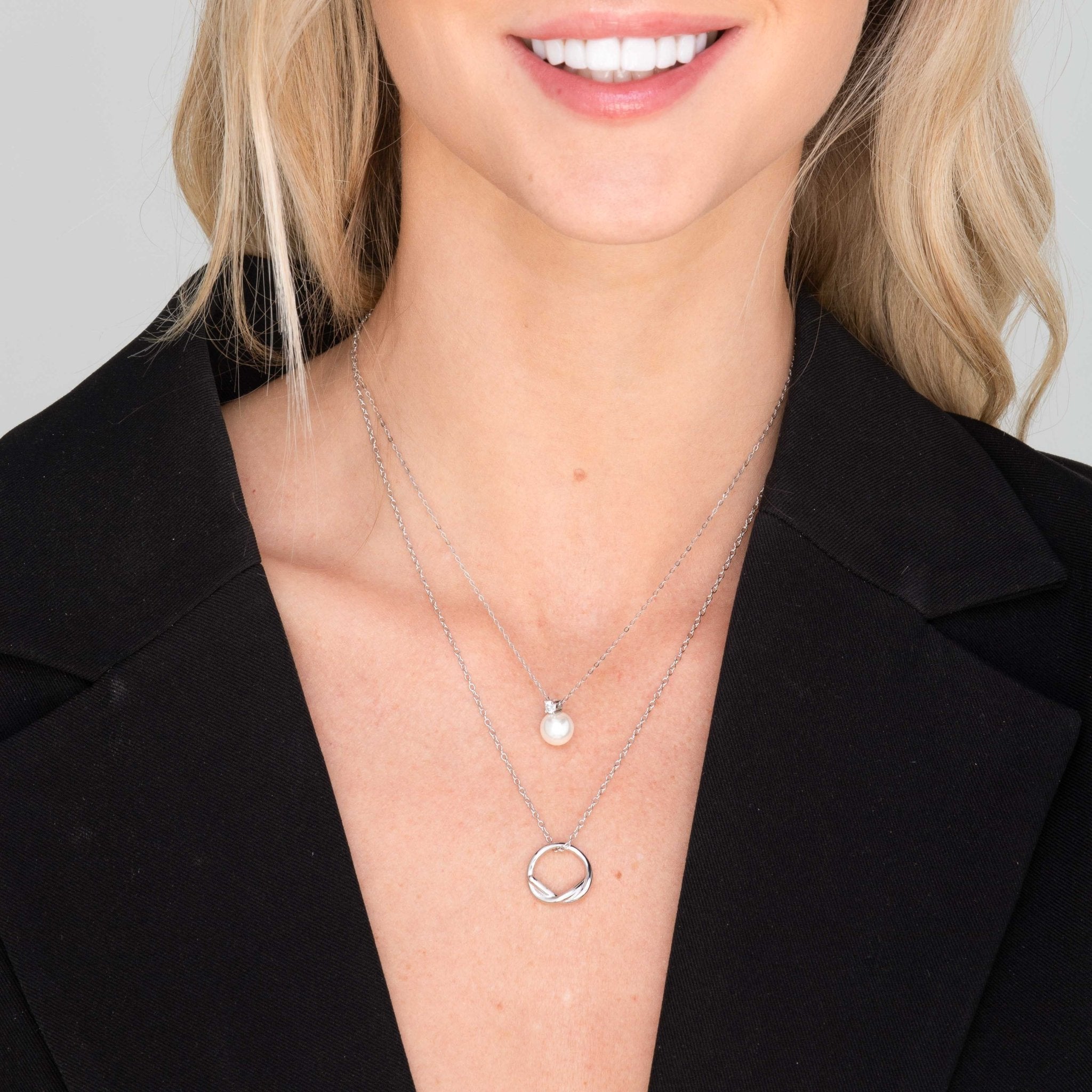 Love Knot Chain Necklace - Camile & Stone