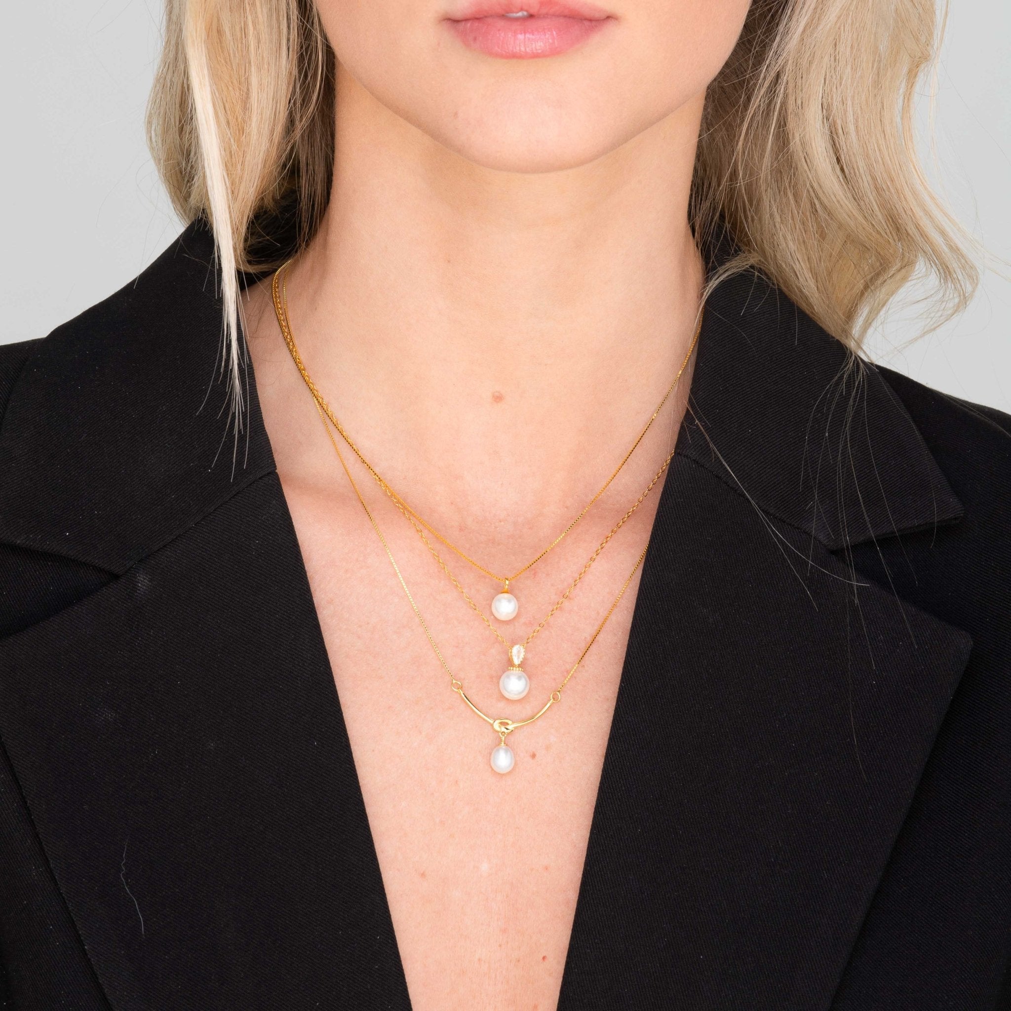 Love Knot Freshwater Pearl Drop Necklace - Camile & Stone