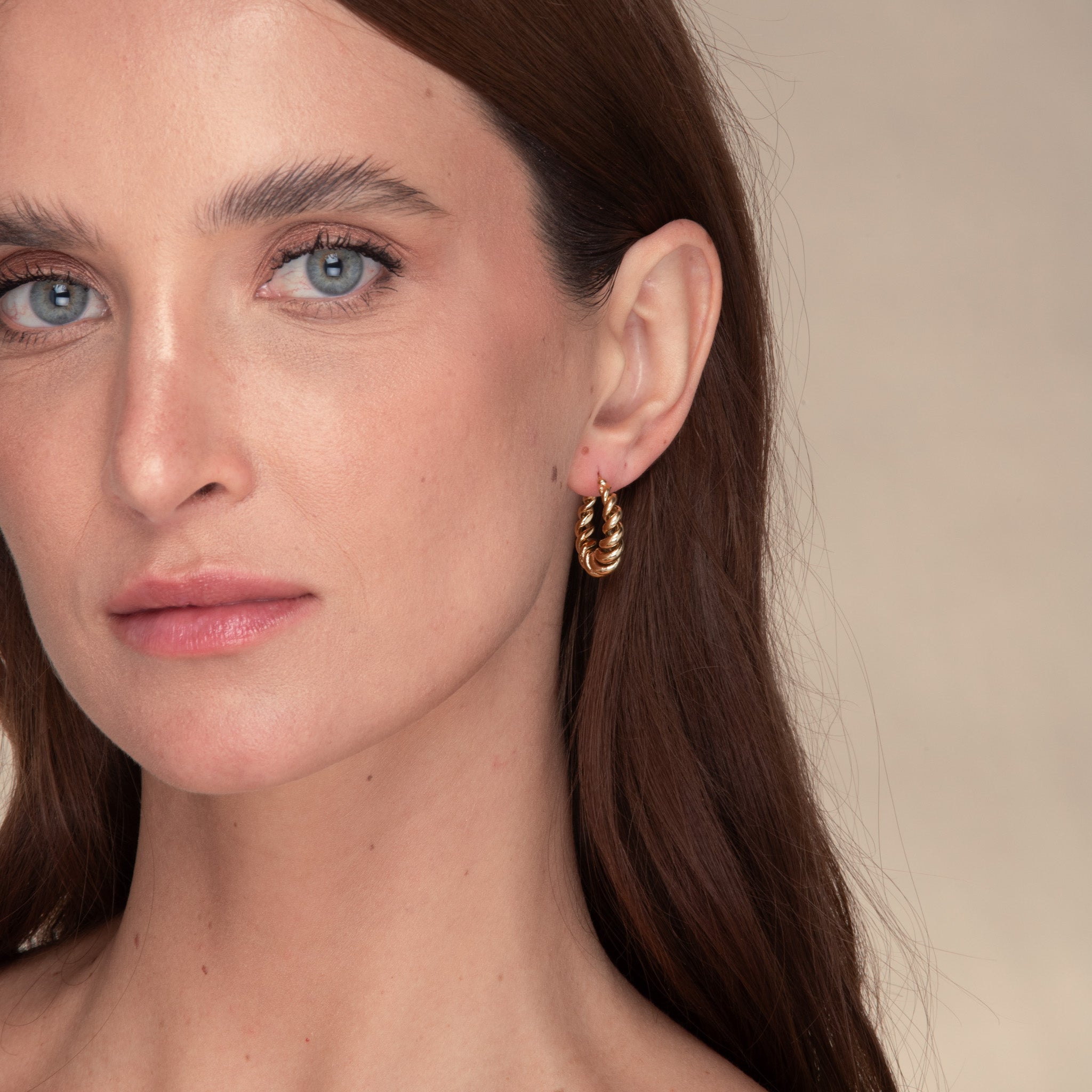 Lyanna Twist C Hoop Earrings - Camile & Stone