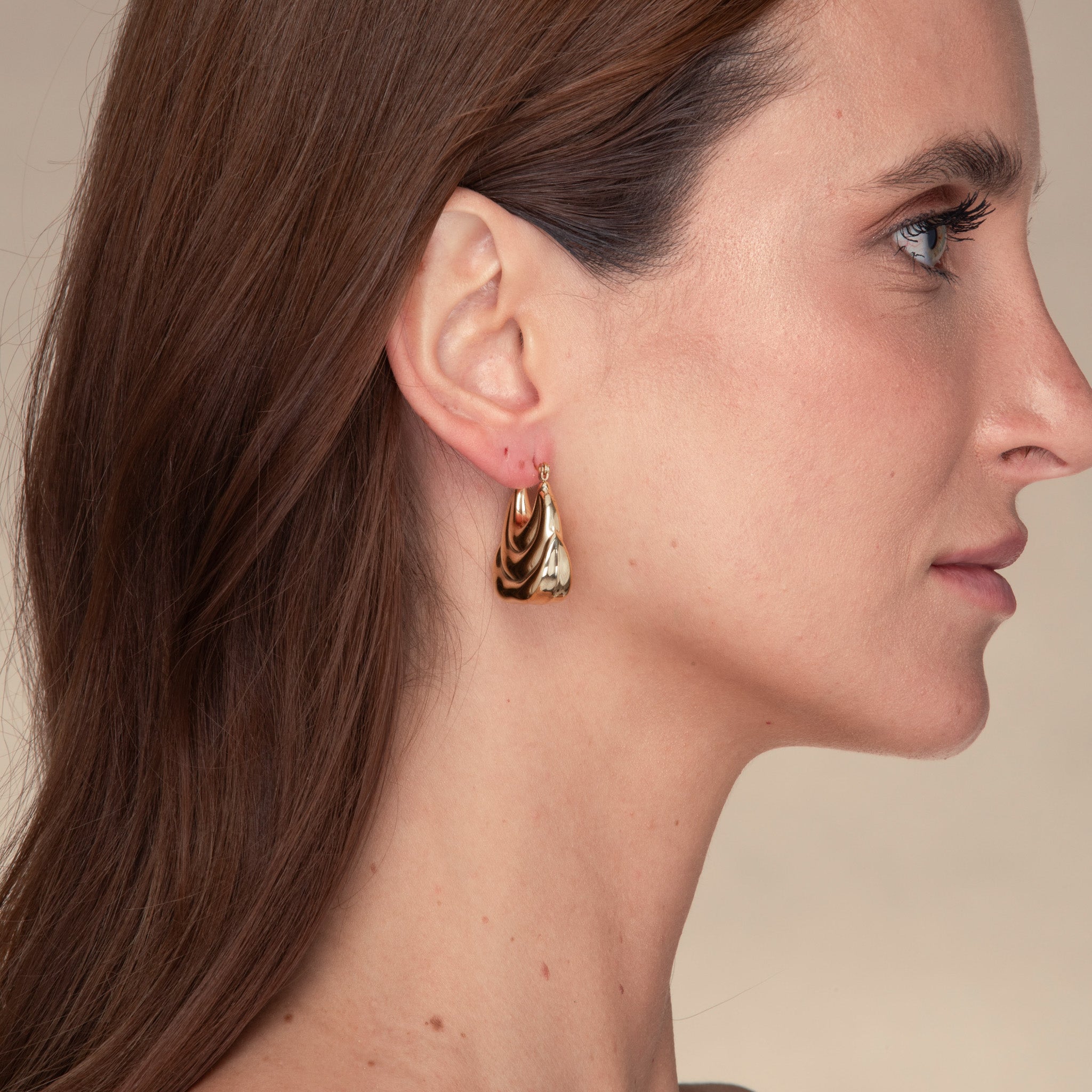 Naomi Dome Hoop Earrings - Camile & Stone