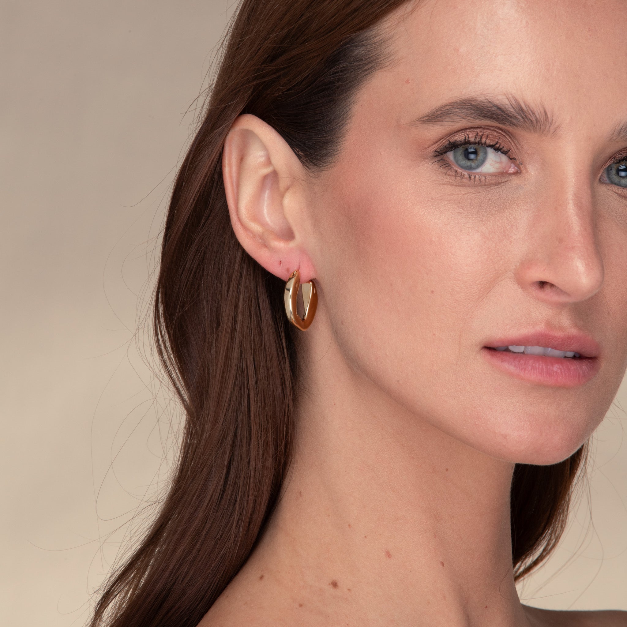 Noelle Hoop Earrings - Camile & Stone