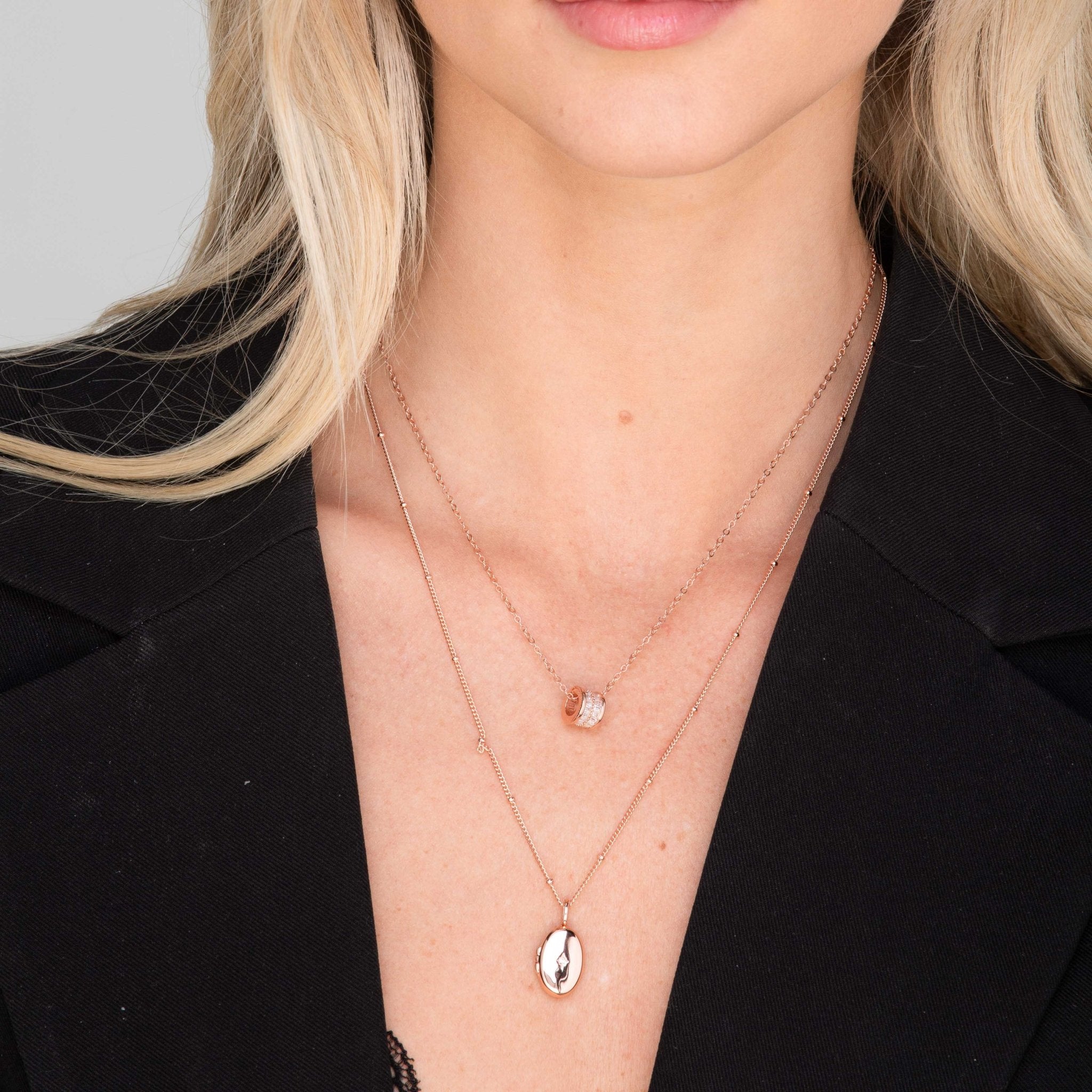 North Star Oval Photo Locket Necklace - Camile & Stone