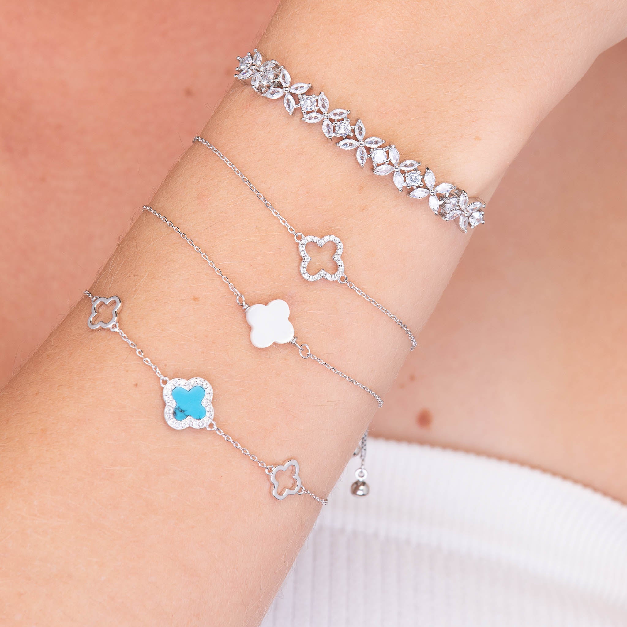 Open Clover Sapphire Bracelet - Camile & Stone