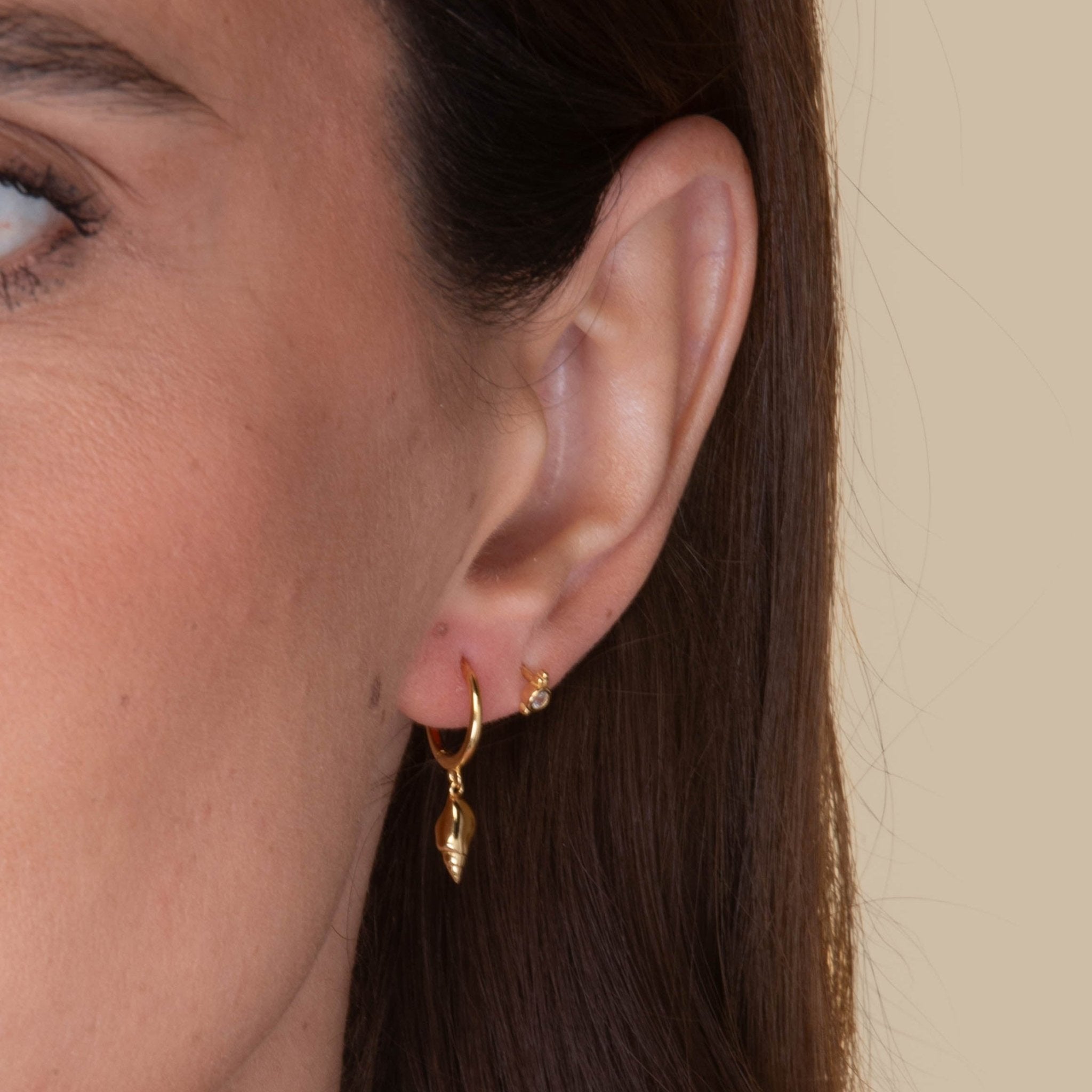 Shell Huggie Hoop Earrings - Camile & Stone