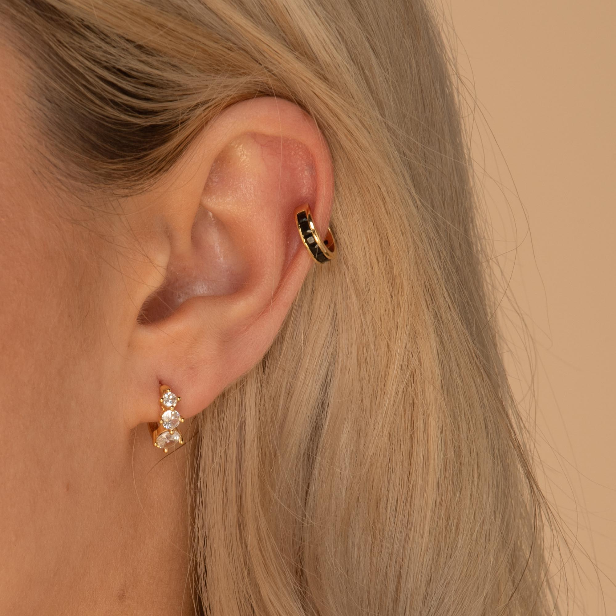 Single Black Sapphire Ear Cuff - Camile & Stone
