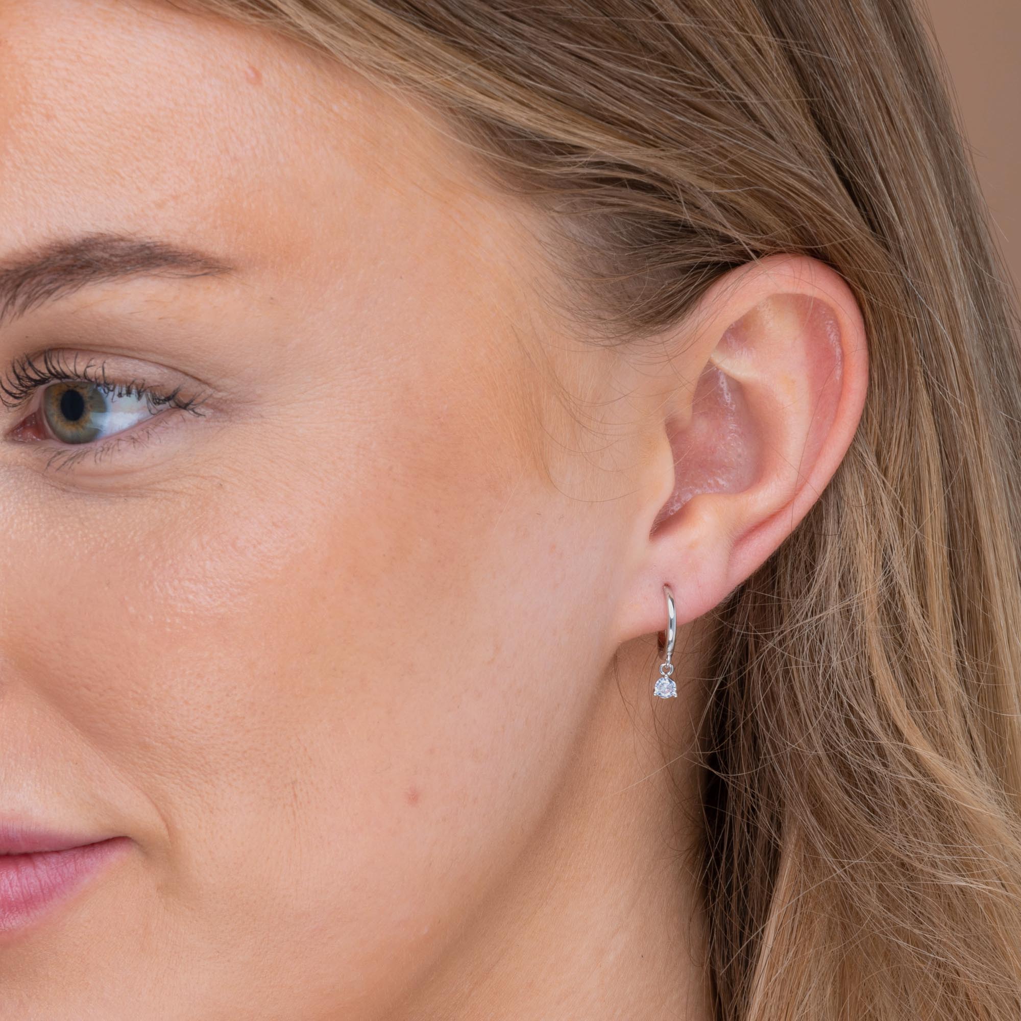 Solitaire Hoop Huggie Earrings - Camile & Stone