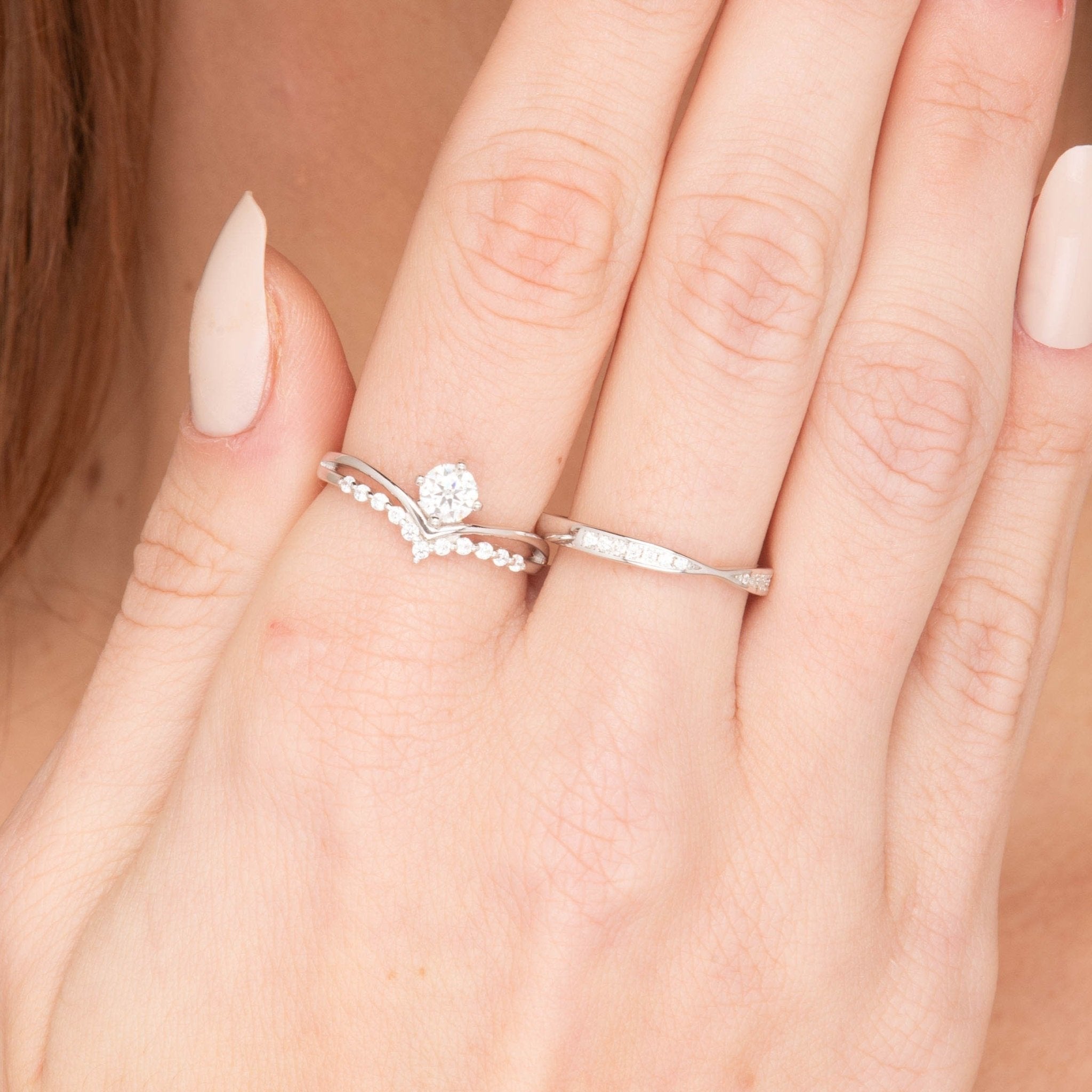 The June Emerald Moissanite Diamond Engagement Ring - Camile & Stone