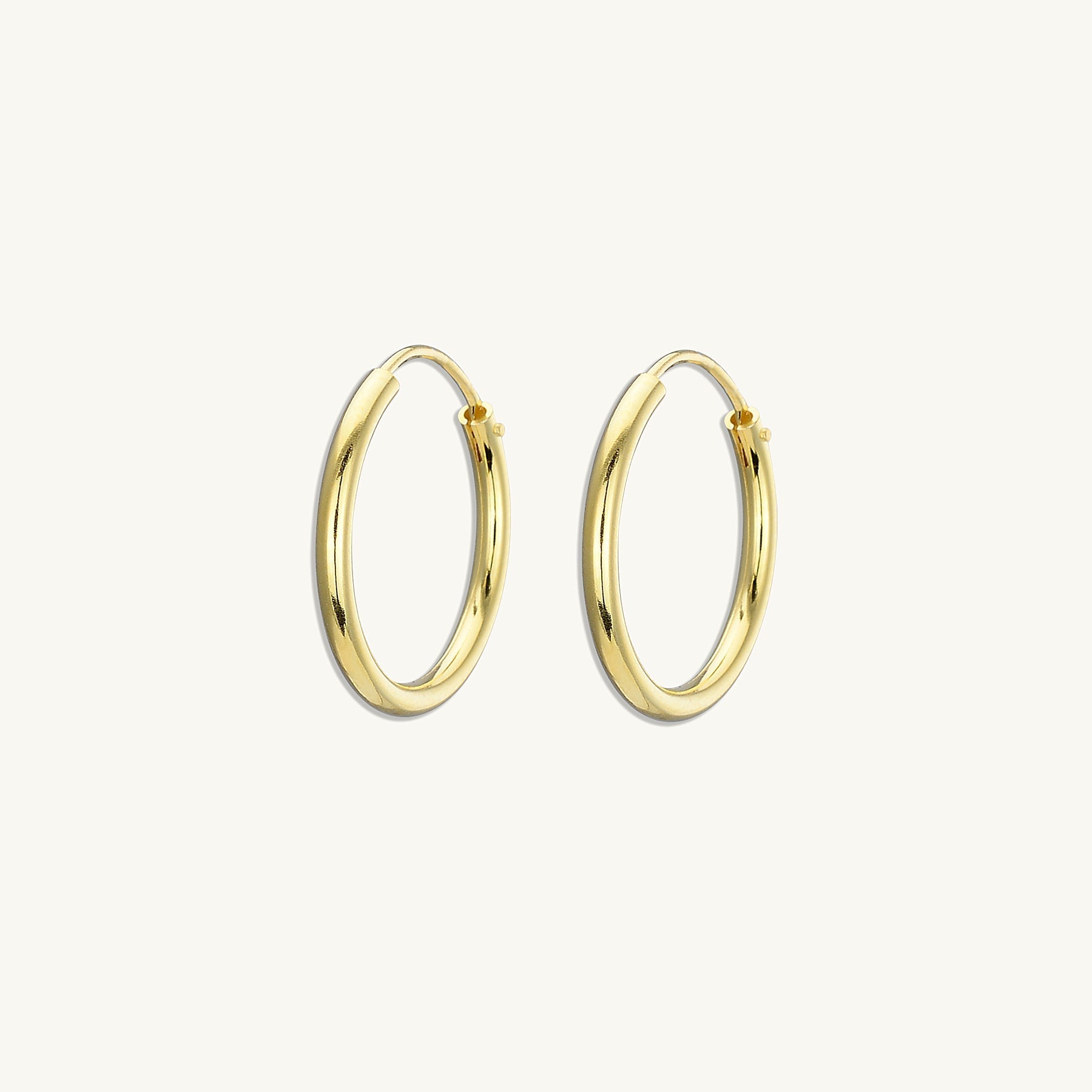 Thin Basic Large Hoops - Camile & Stone