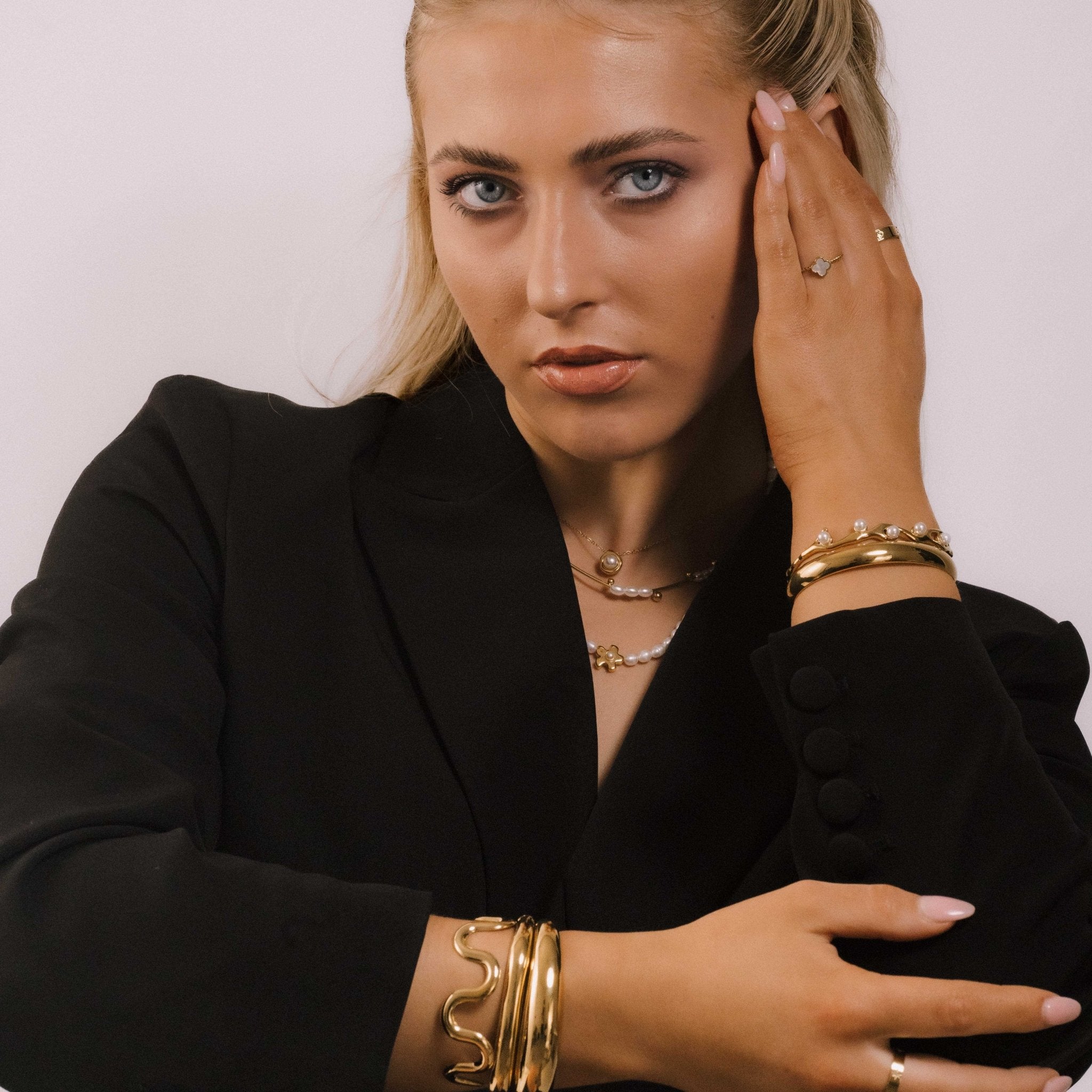 Vina Classic Open Cuff Bangle - Camile & Stone