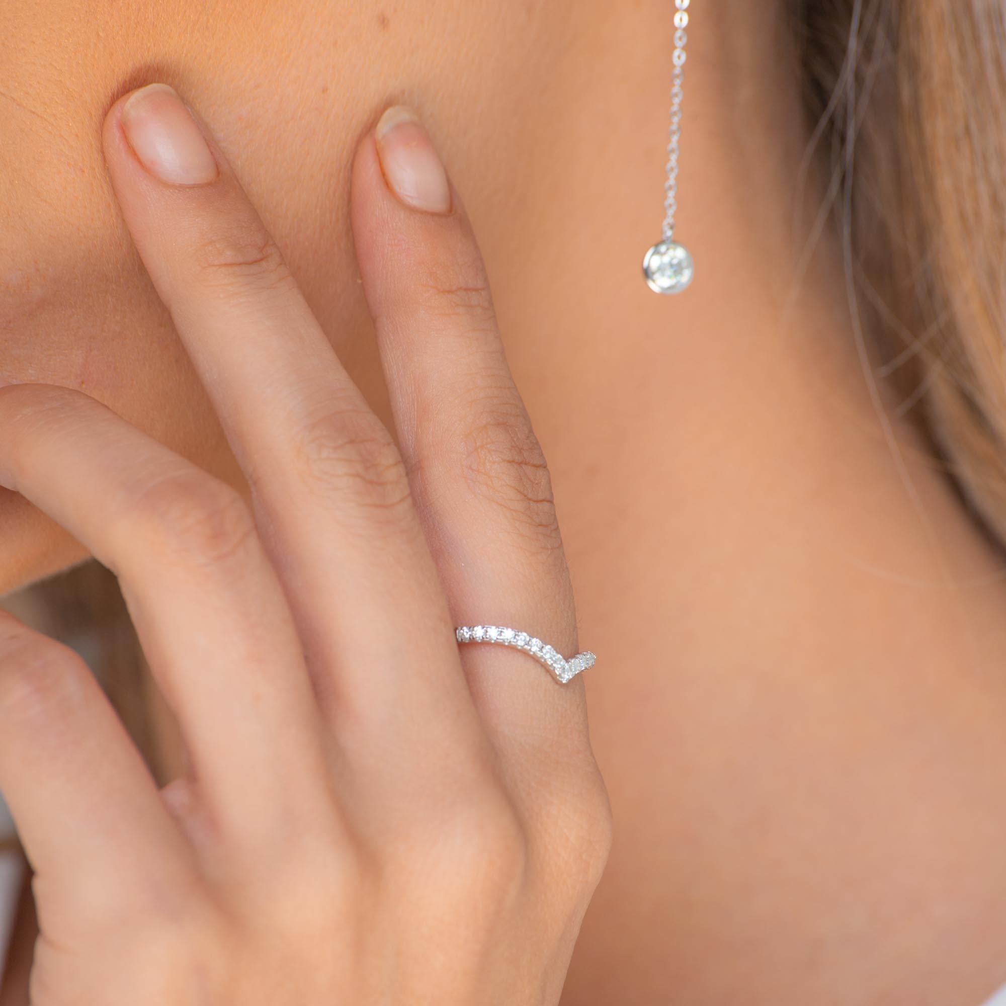 1.5mm Moissanite Diamond Anniversary V Band Ring