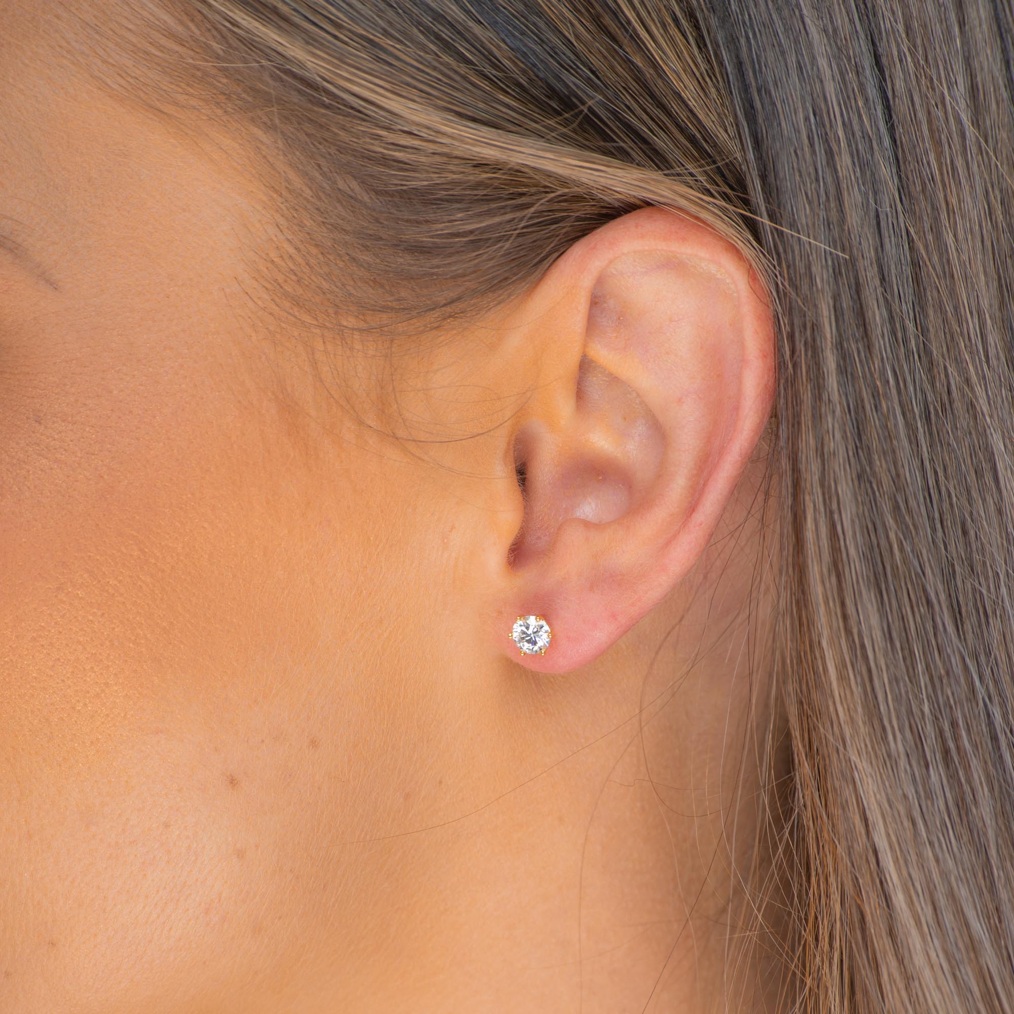 Solitaire Moissanite Stud Earrings 0.5 Carat