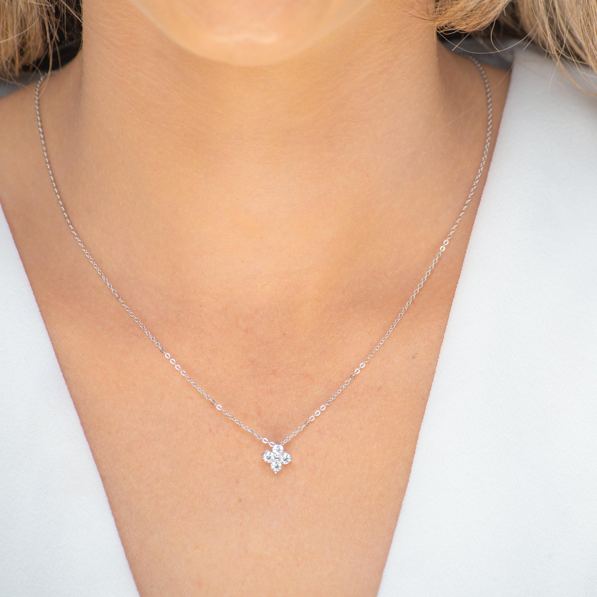 Clover Solitaire Moissanite Necklace 1 Carat