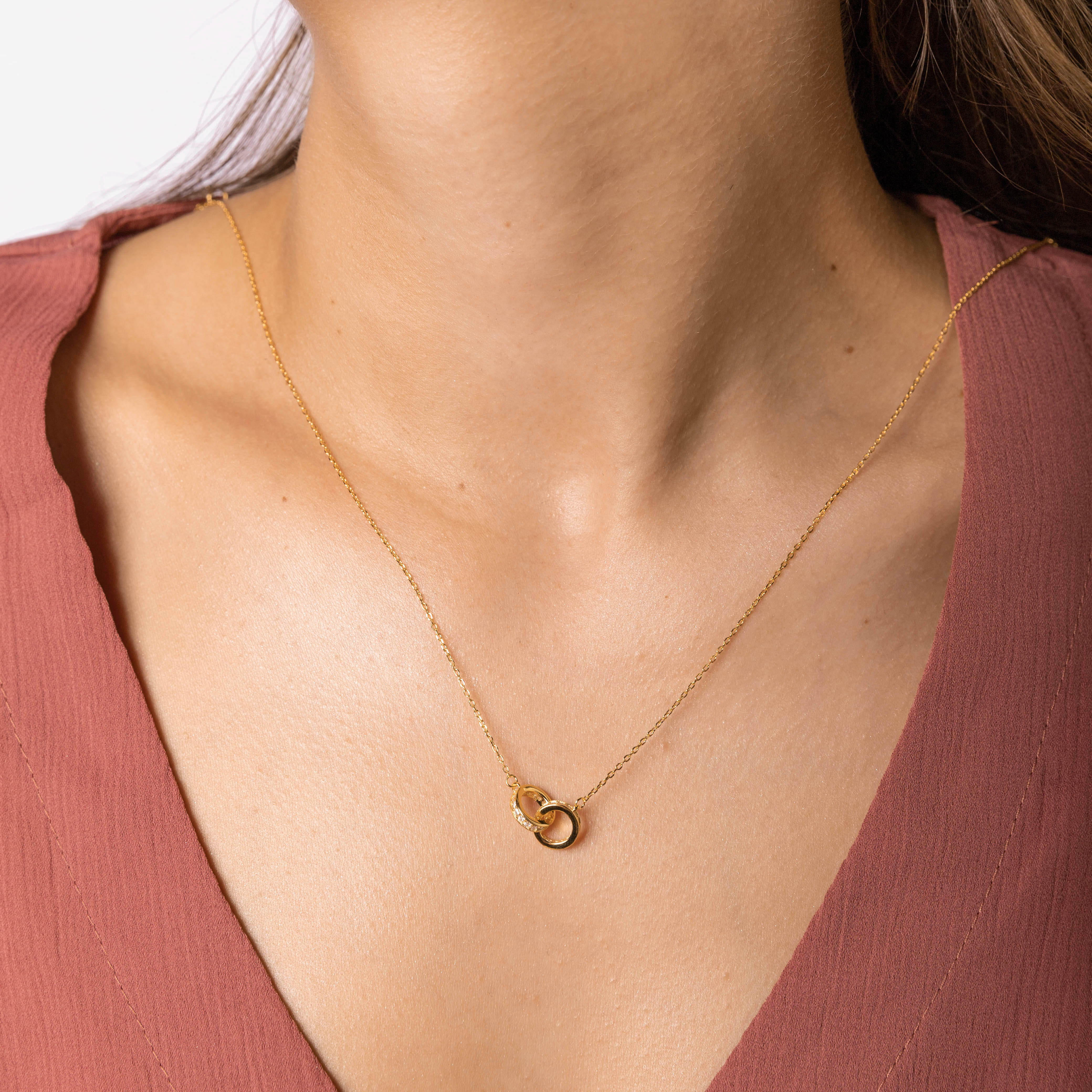 Bond Sapphire Necklace