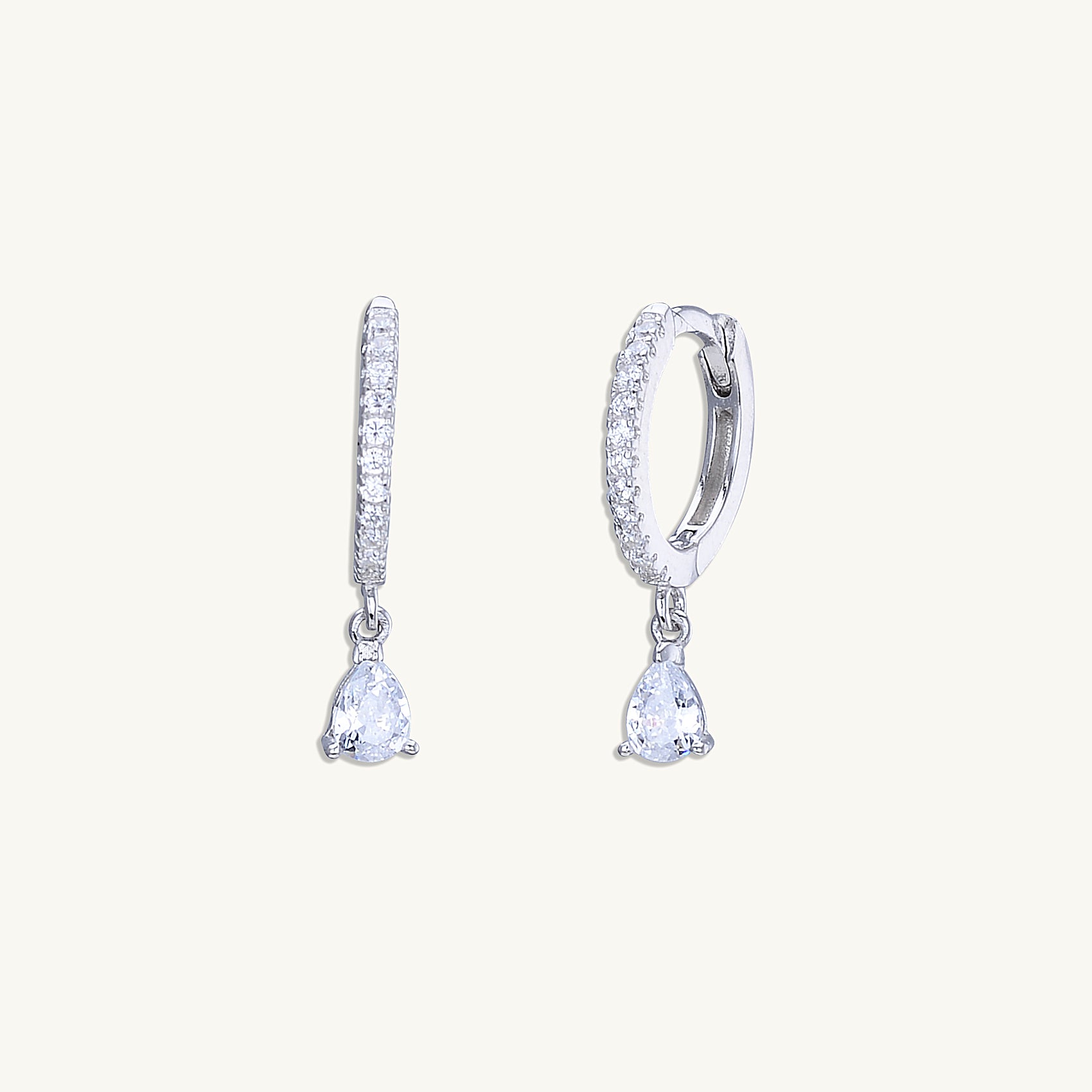 Teardrop Solitaire Hoops