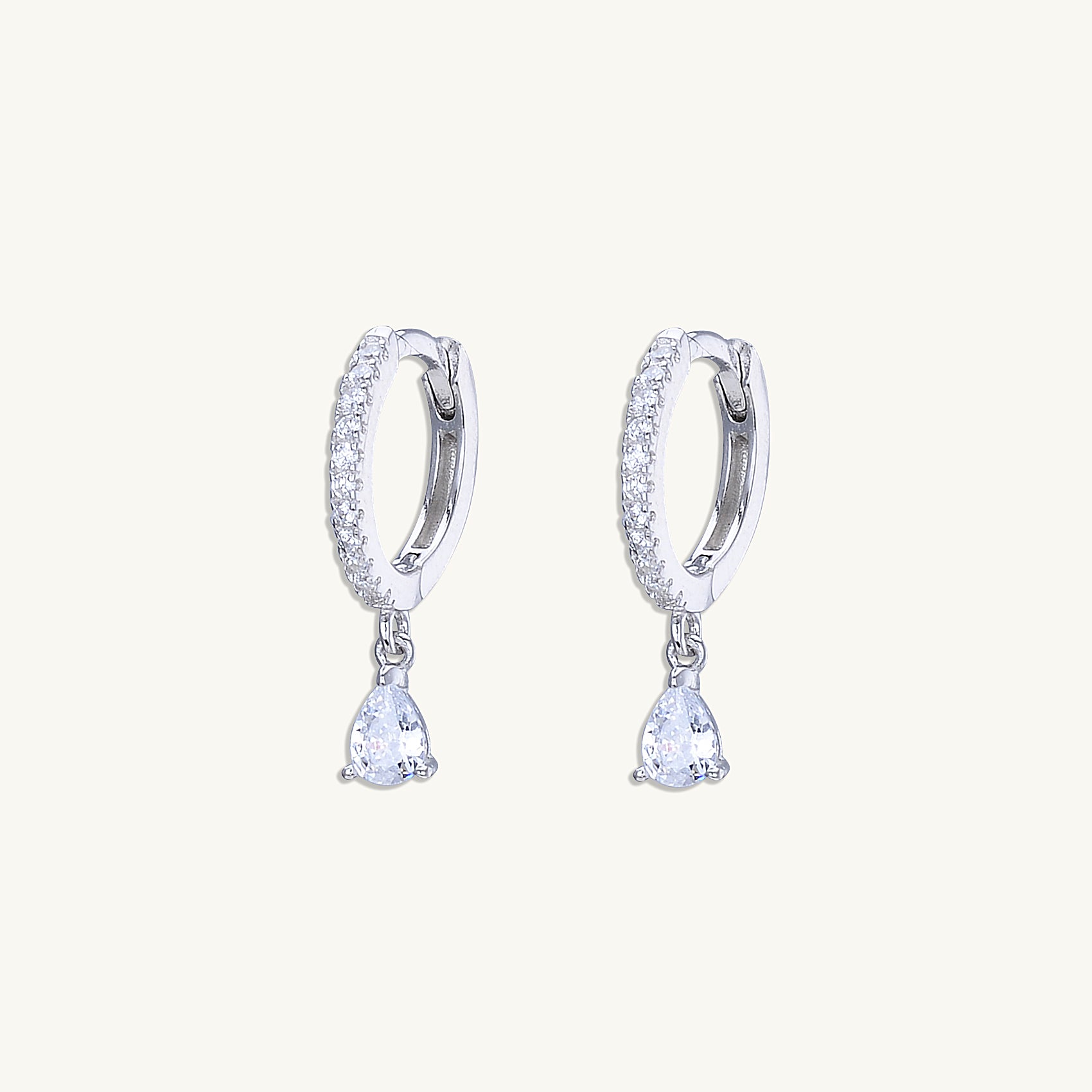 Teardrop Solitaire Hoops