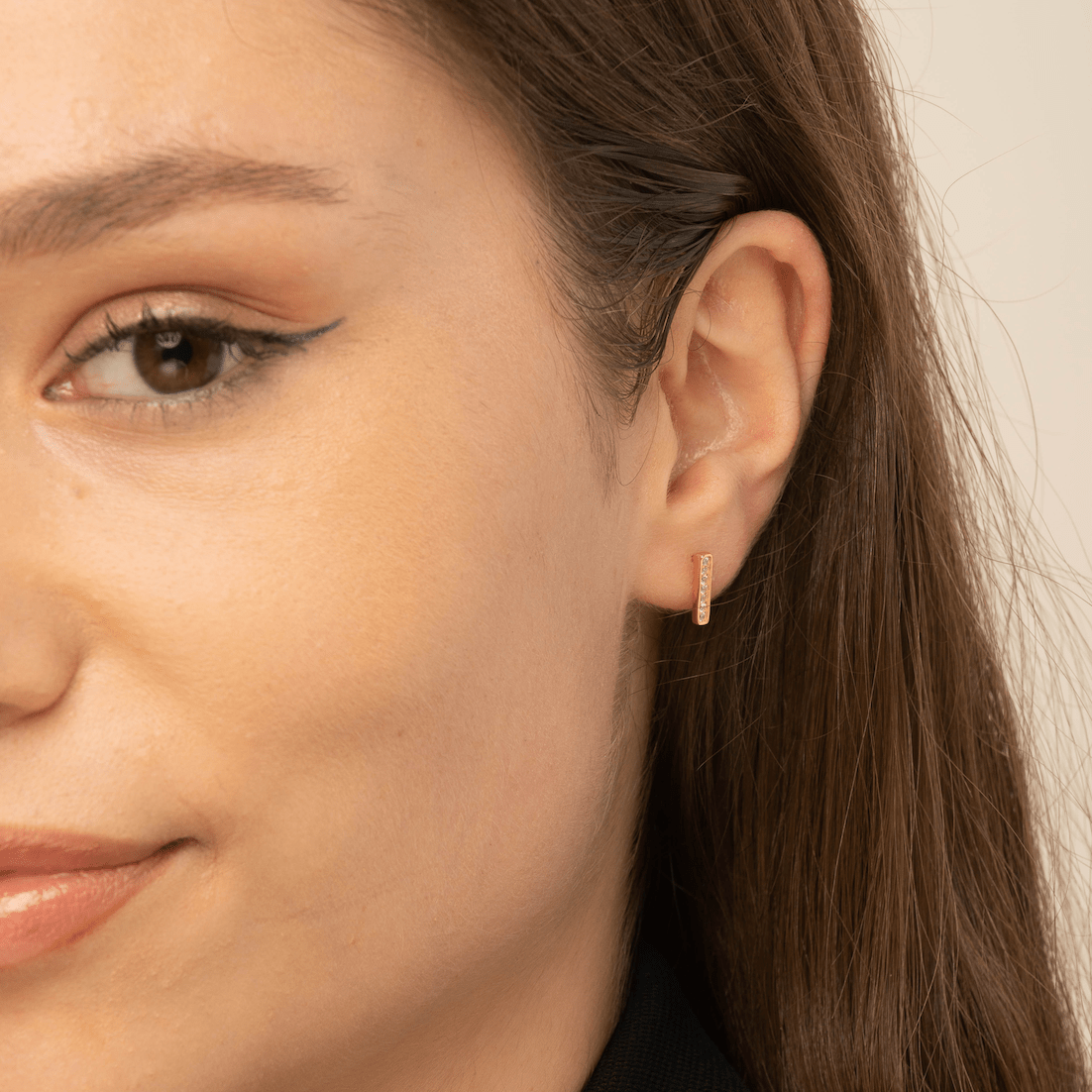 Bar Zirconia Stud Earrings - Camile & Stone