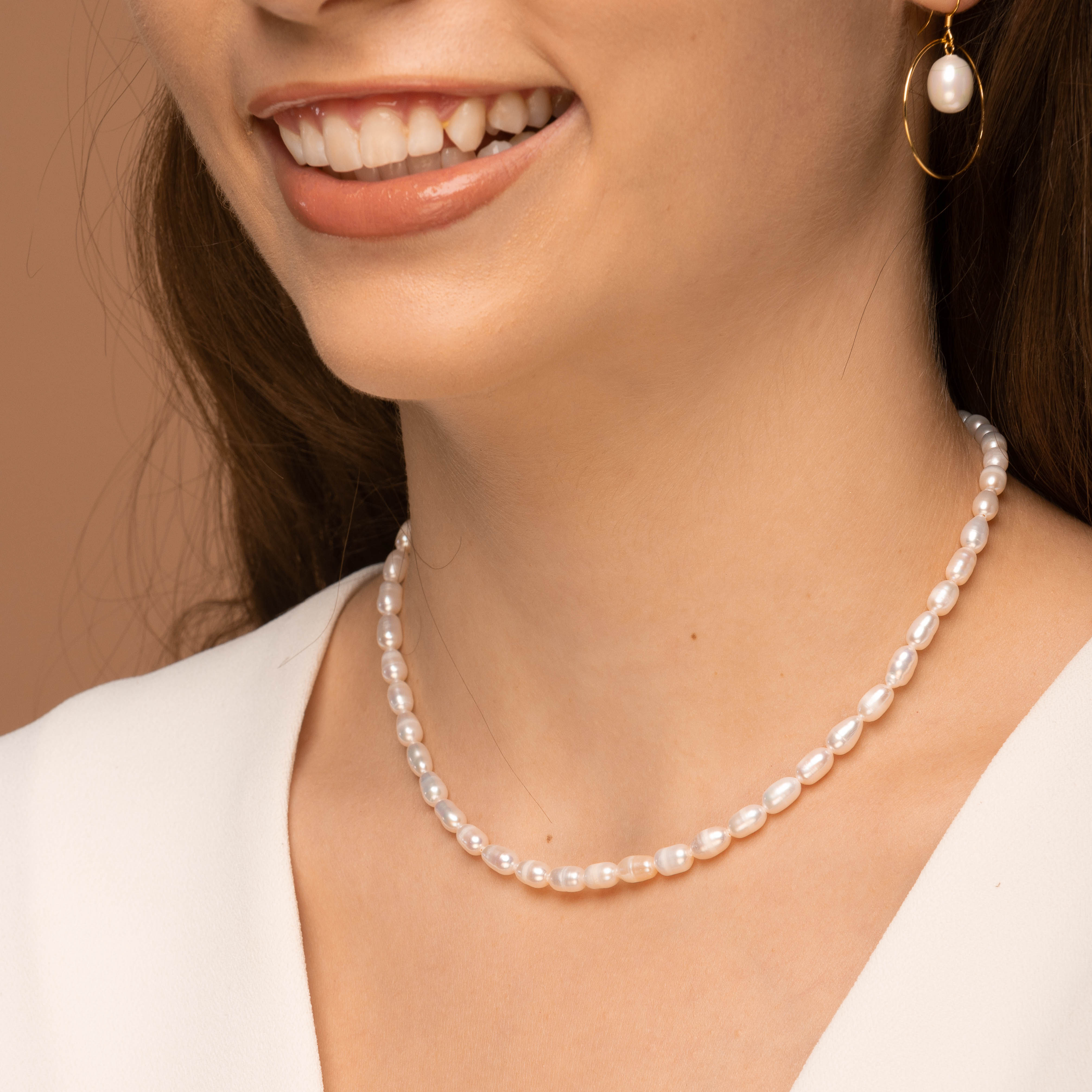 Classic Pearl Necklace