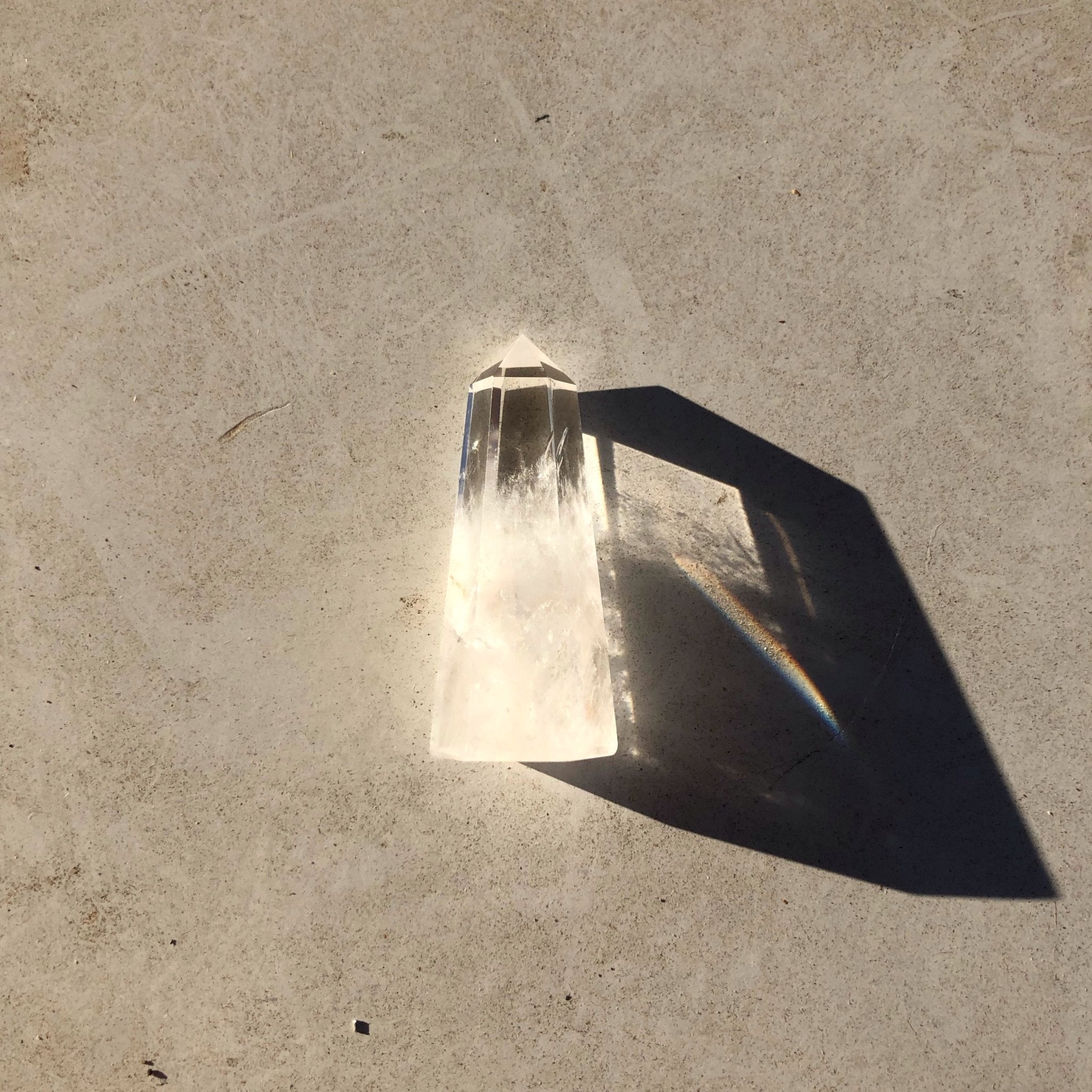 Cleansing Crystal Ring Stand (Clear White Quartz) - Camile & Stone