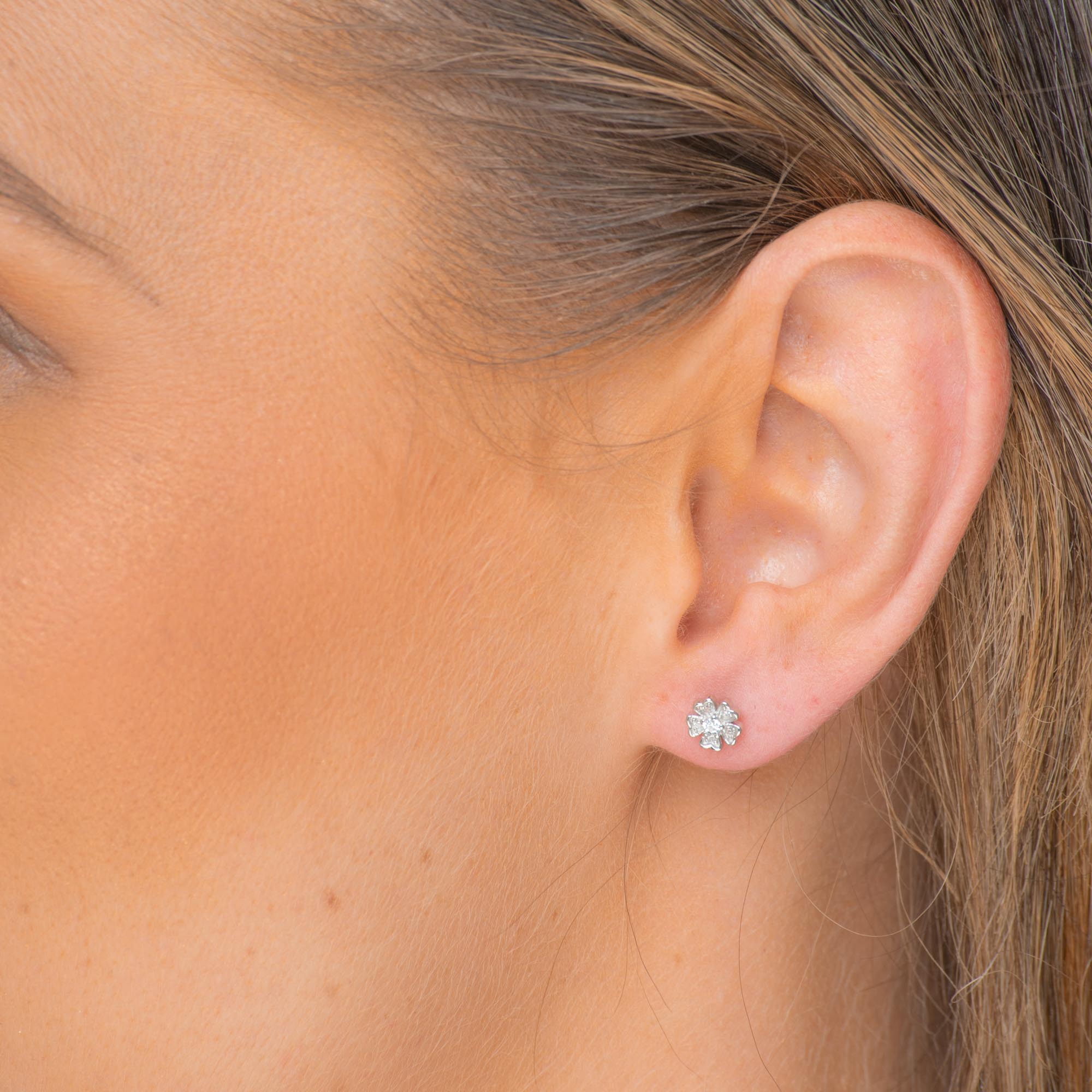 Fleur Sapphire Stud Earrings - Camile & Stone