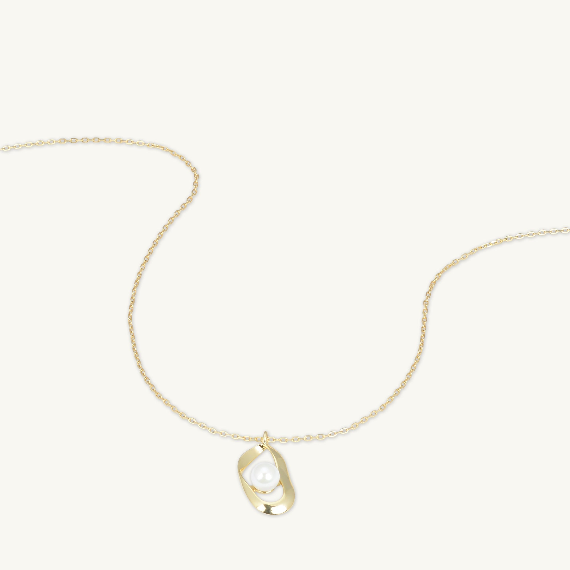 Floating Circular Pearl Necklace - Camile & Stone