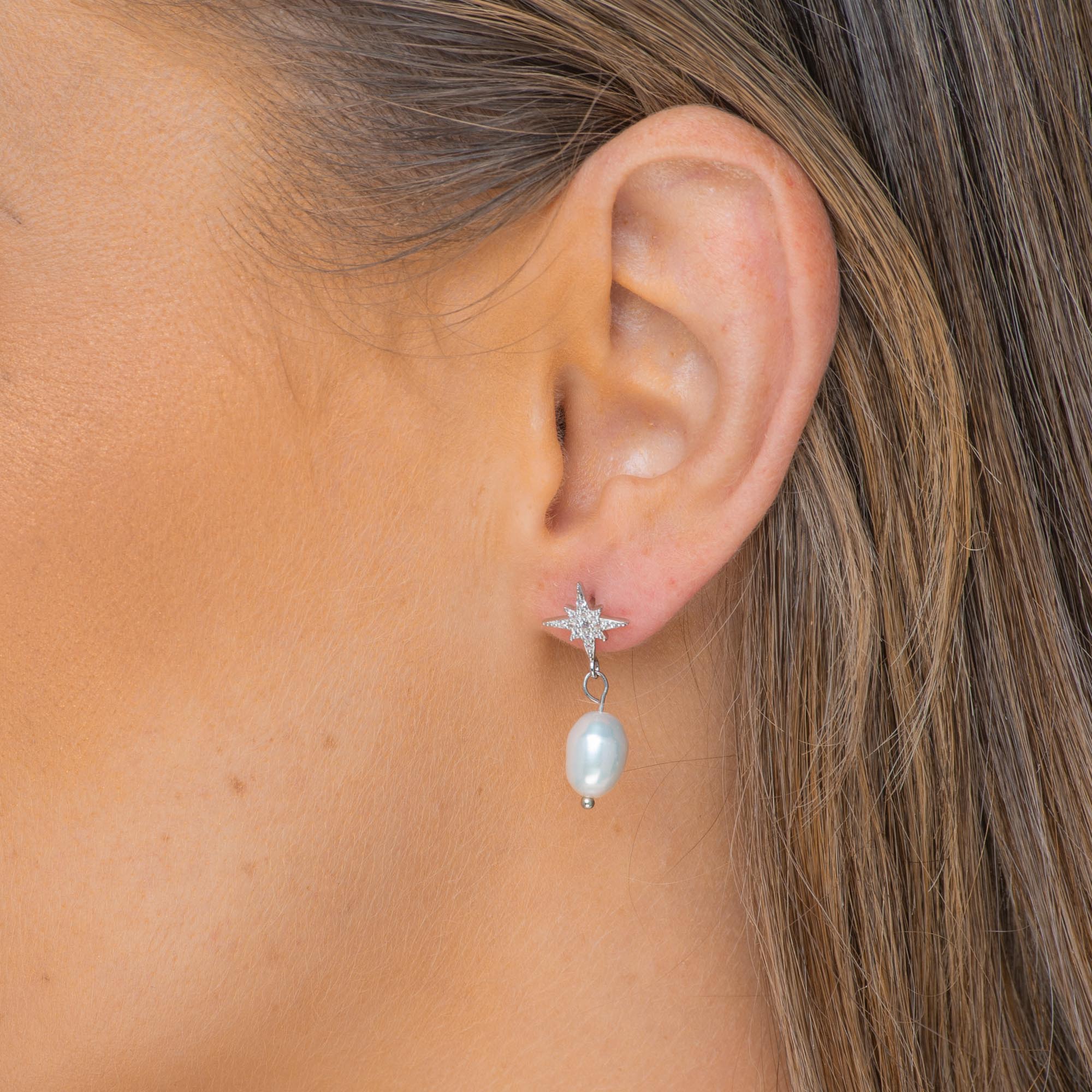 Moon & Stars Mismatch Pearl Earrings - Camile & Stone