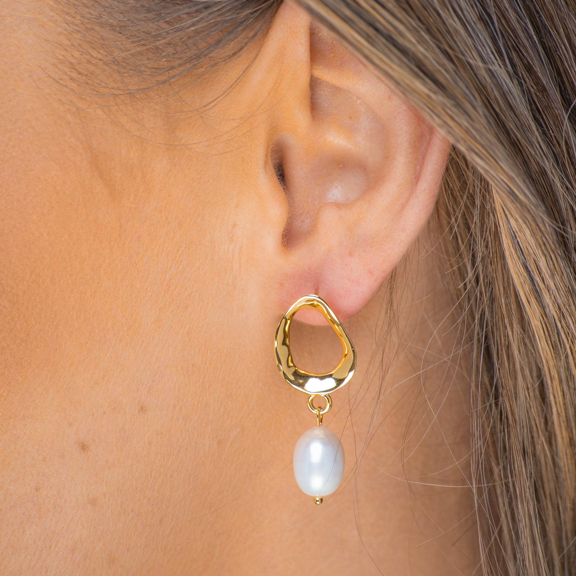 Organic Pearl Drop Earrings - Camile & Stone