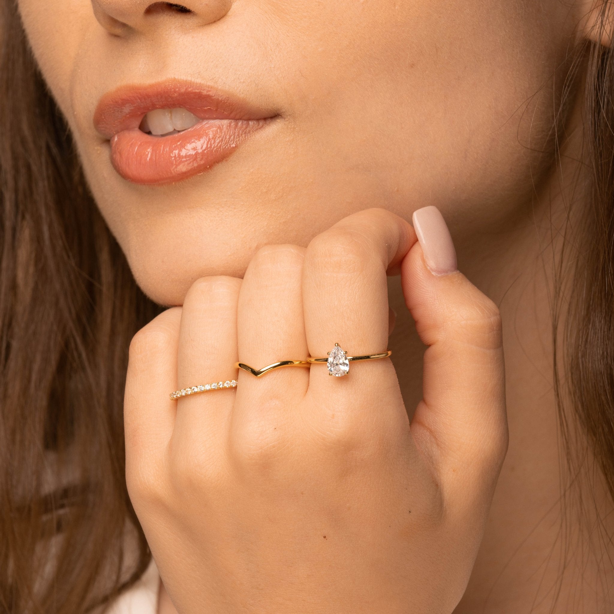 Pear Sapphire Band Ring - Camile & Stone