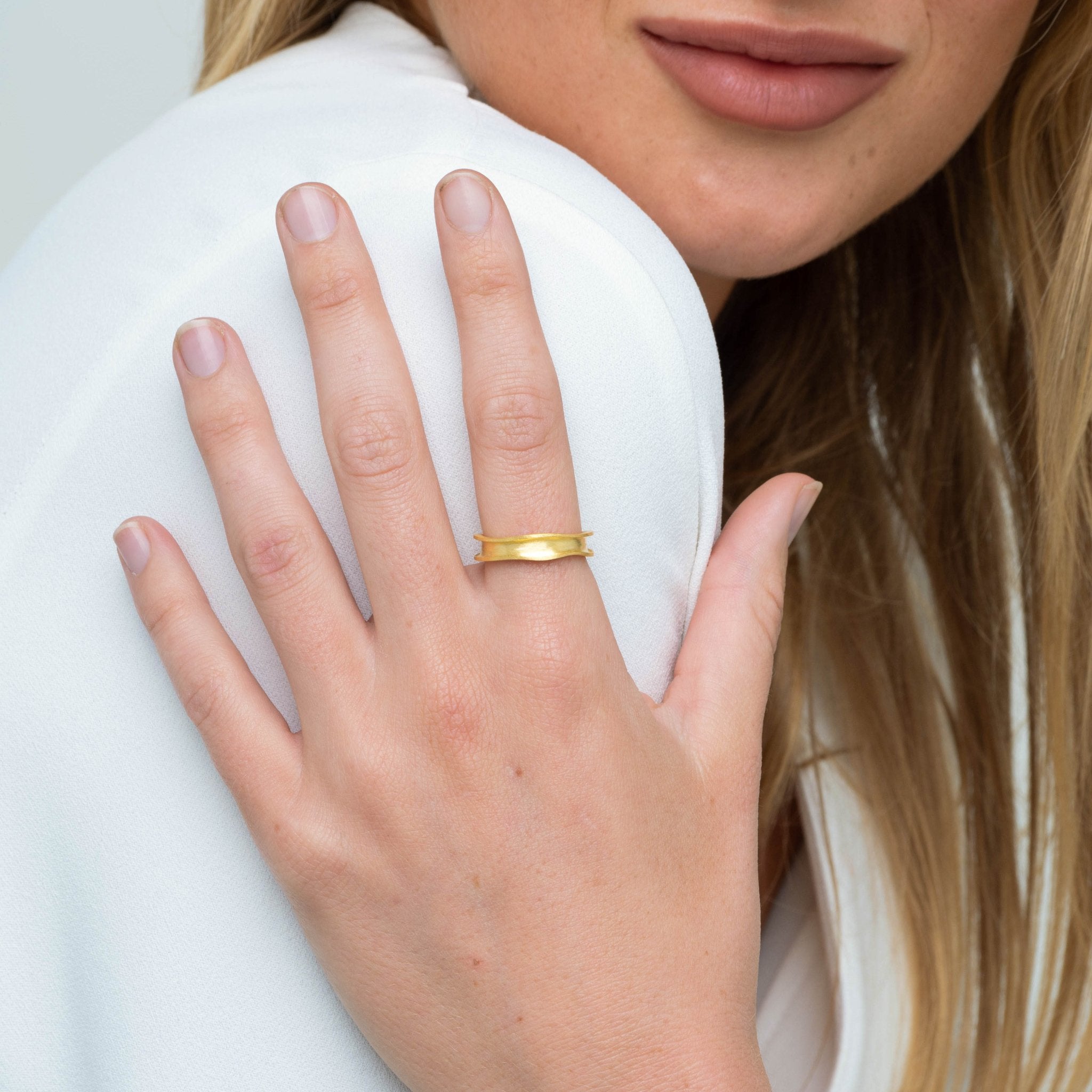 Swirl Statement Open Adjustable Ring - Camile & Stone
