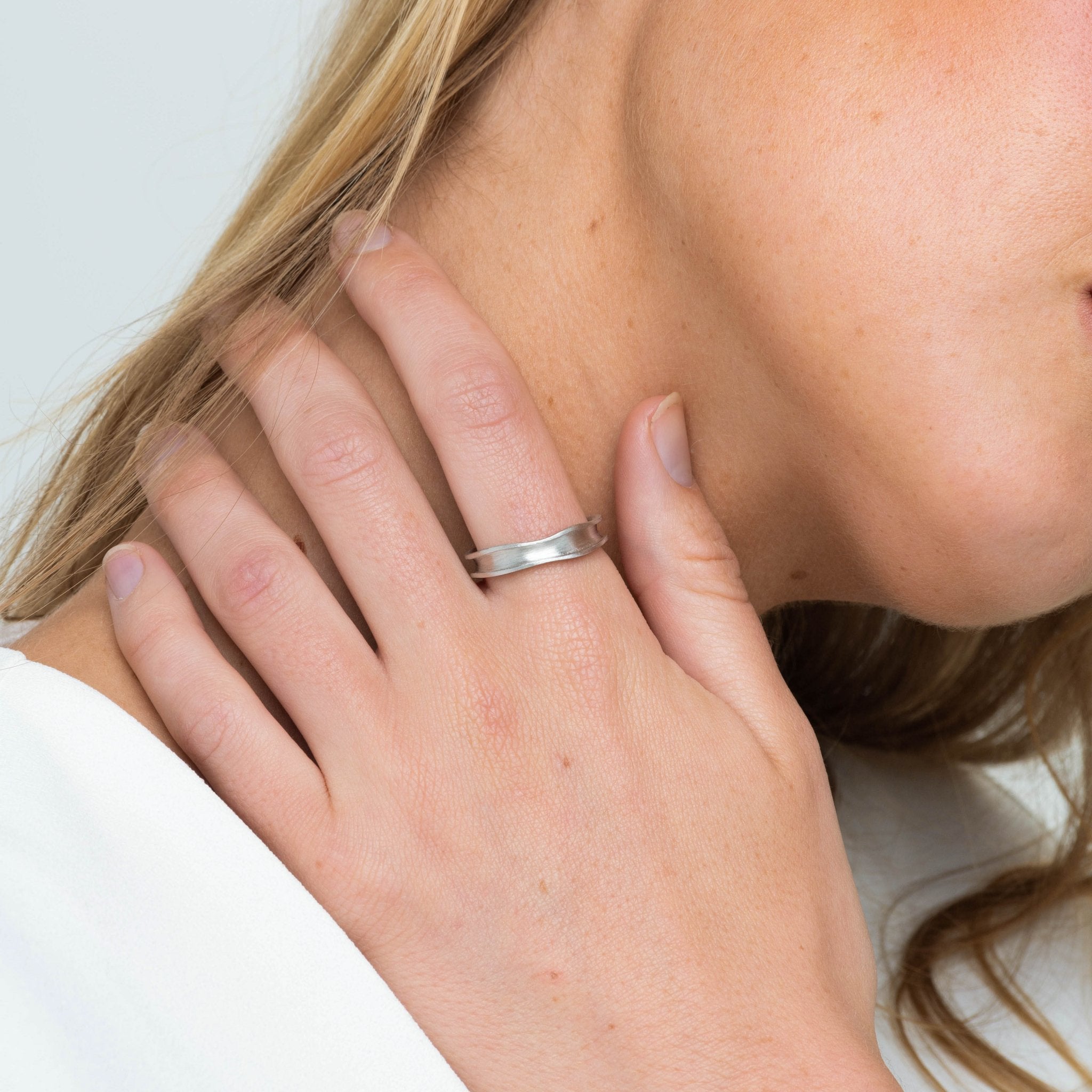 Swirl Statement Open Adjustable Ring - Camile & Stone