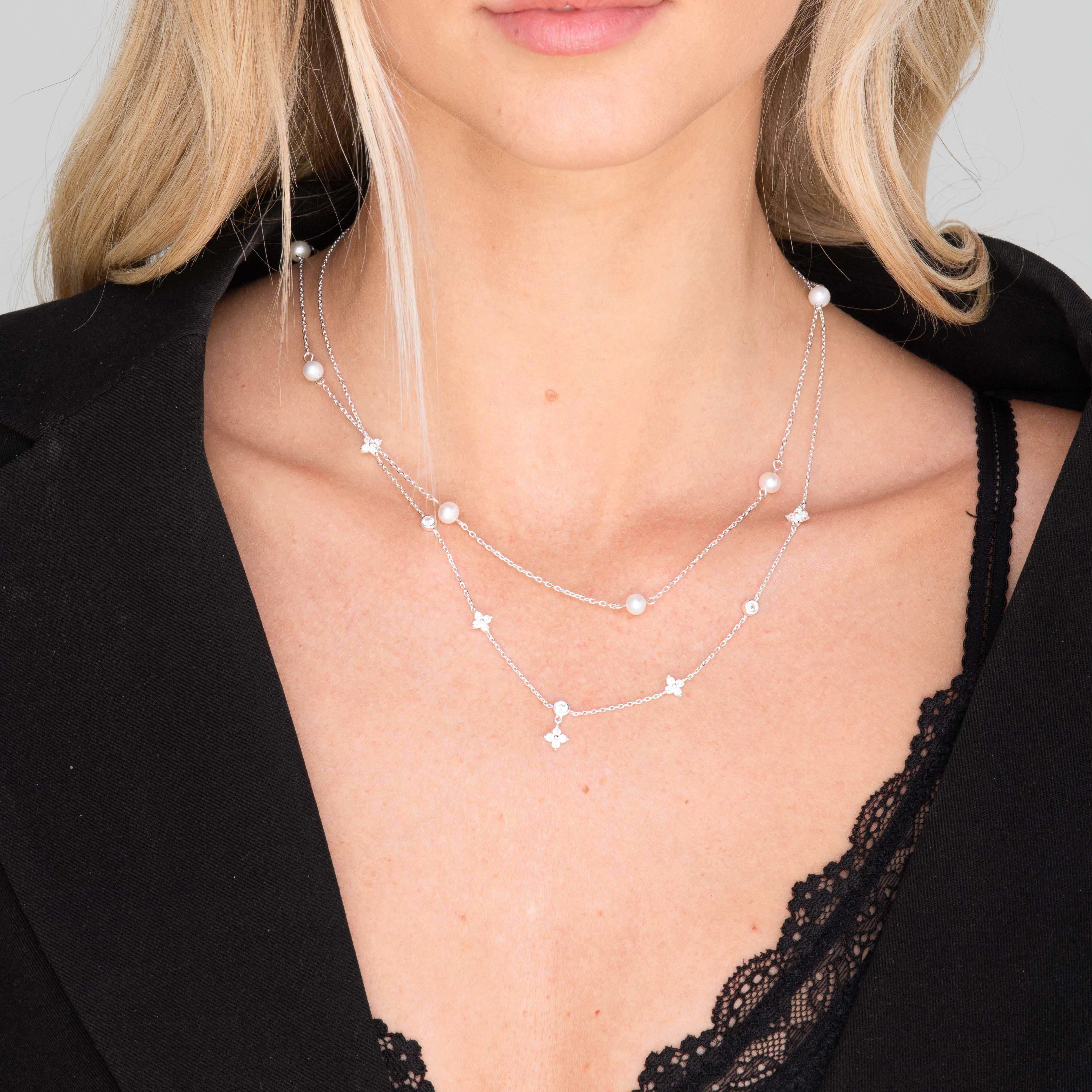 Clover Station Zirconia Chain Necklace