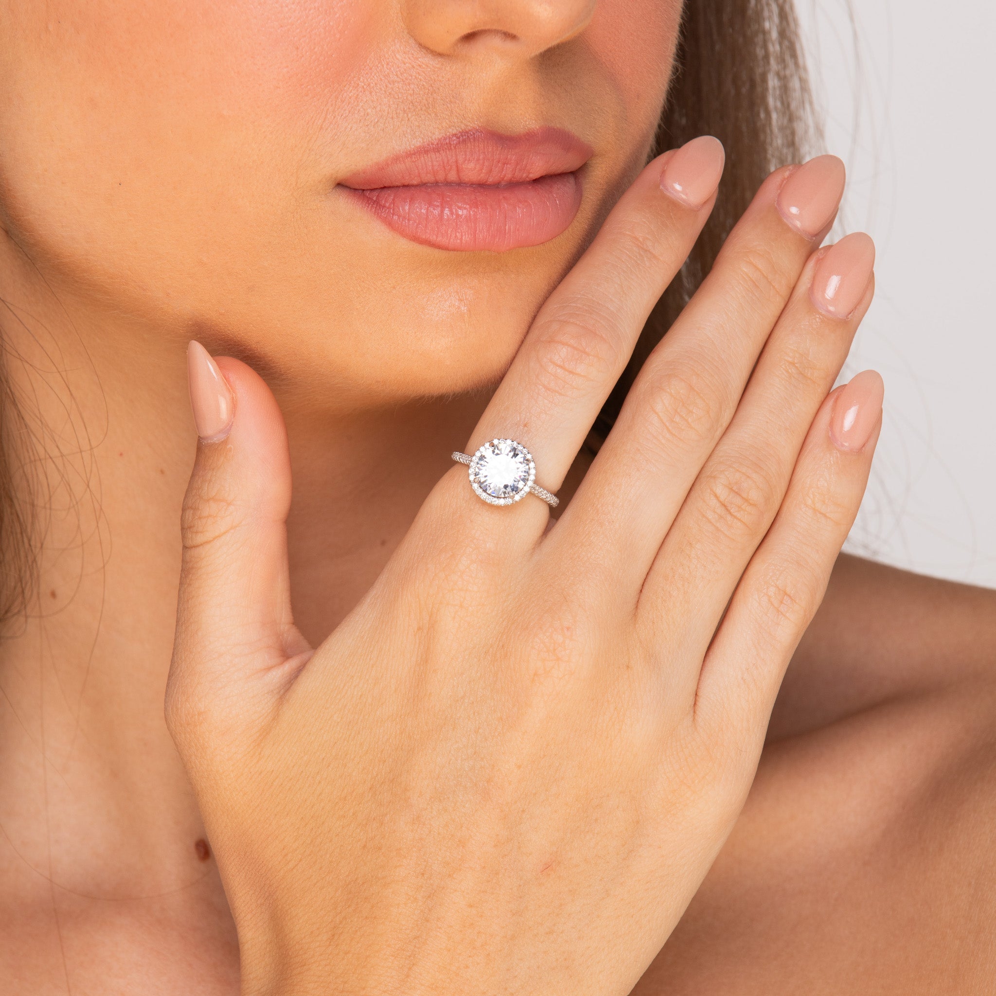 The Eliza Round Sapphire Engagement Ring