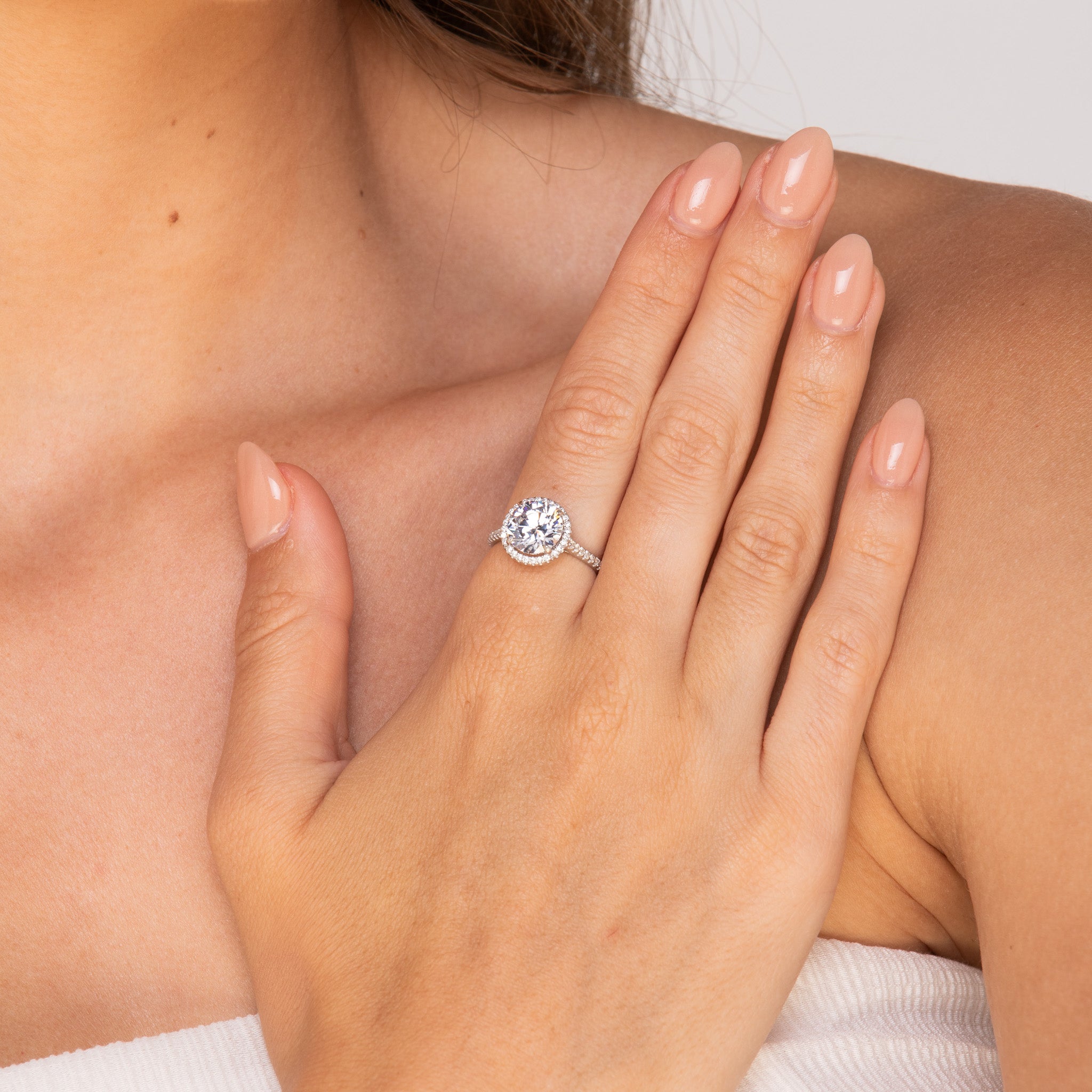 The Eliza Round Sapphire Engagement Ring