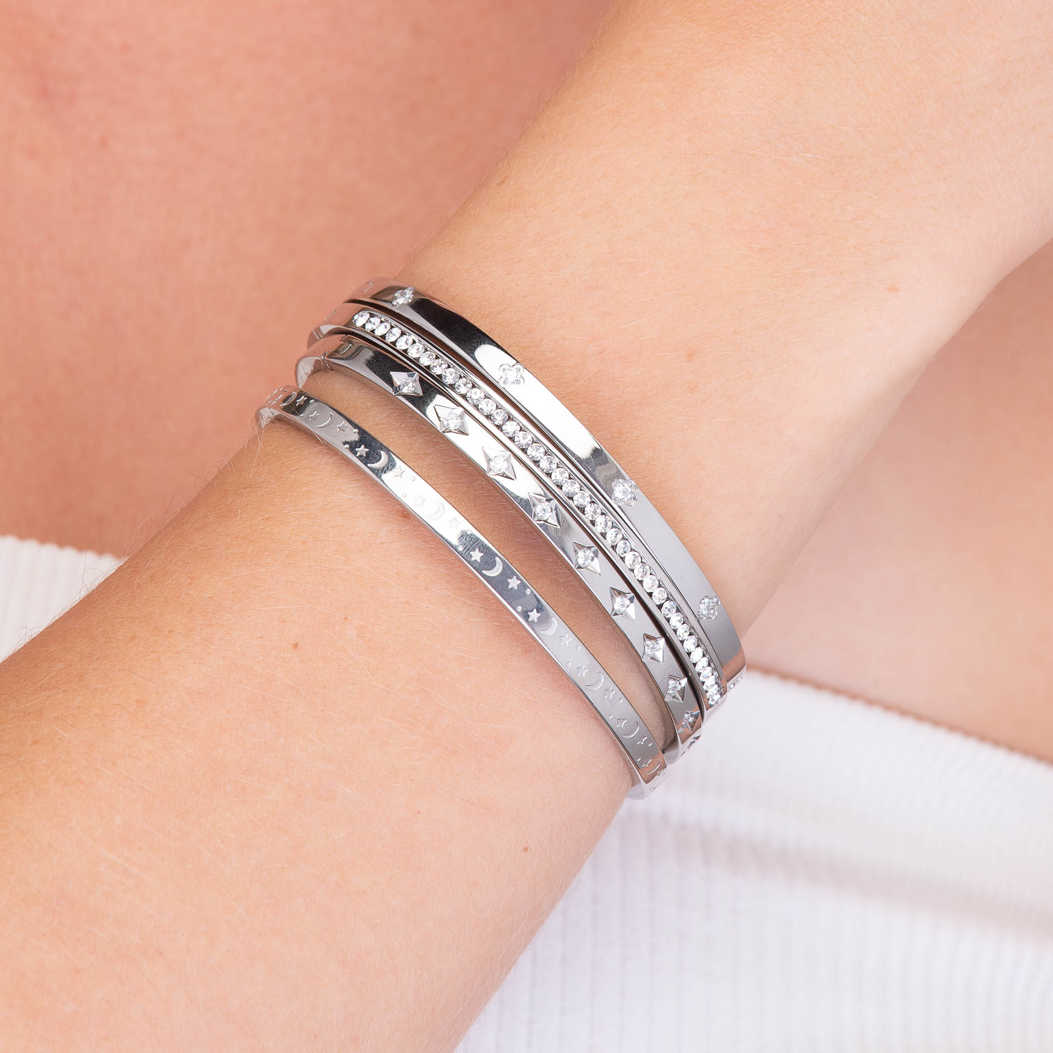 Starry Zirconia Hinged Bangle Bracelet